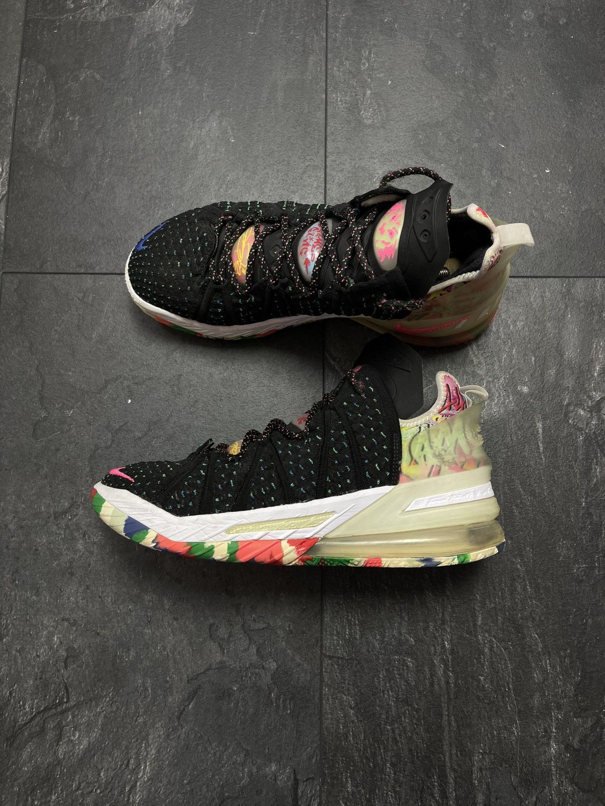 Nike LeBron 18 EP James Gang