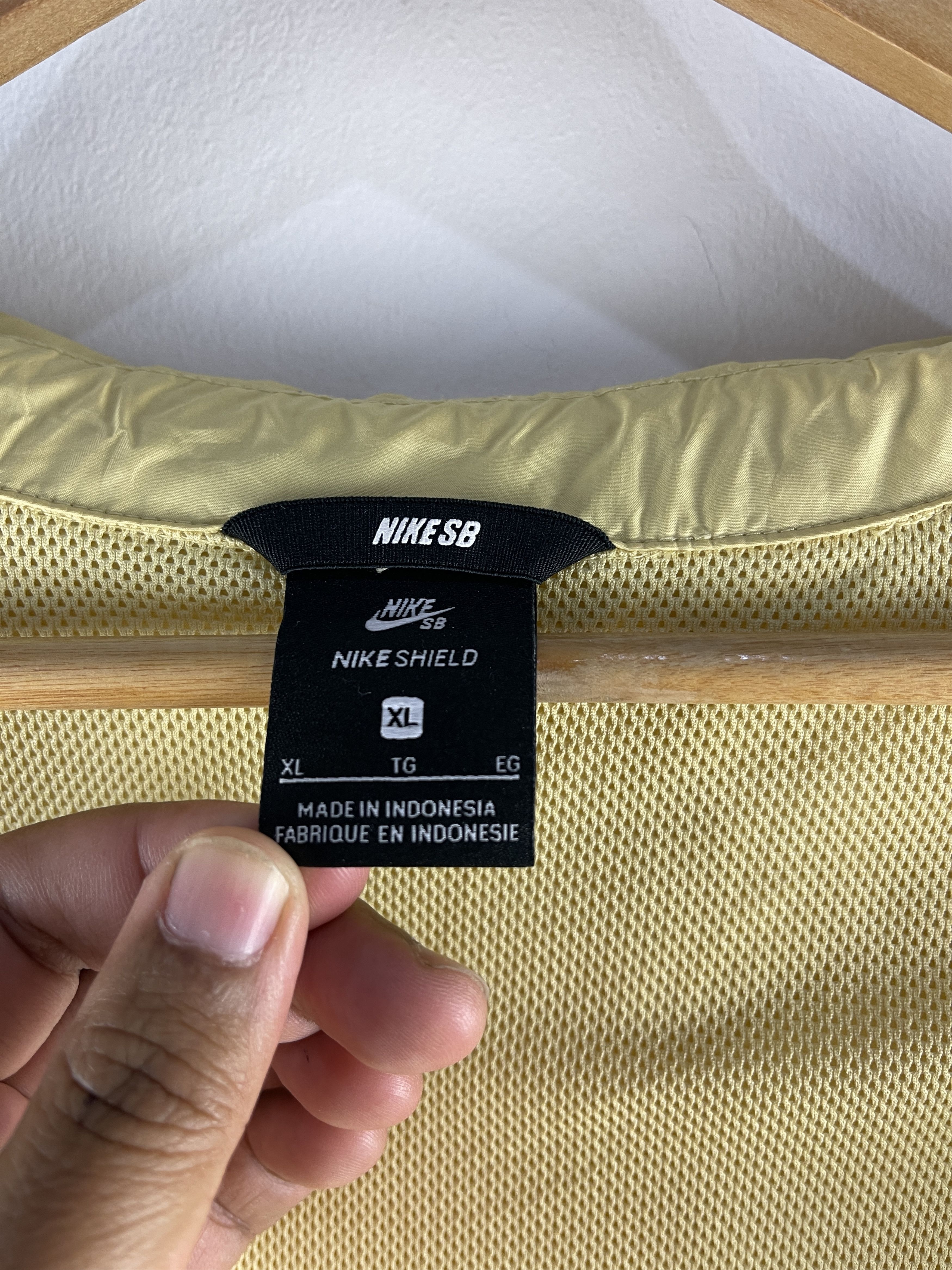 Nike Nike SB Yellow Coach Jacket Size US XL / EU 56 / 4 - 10 Thumbnail