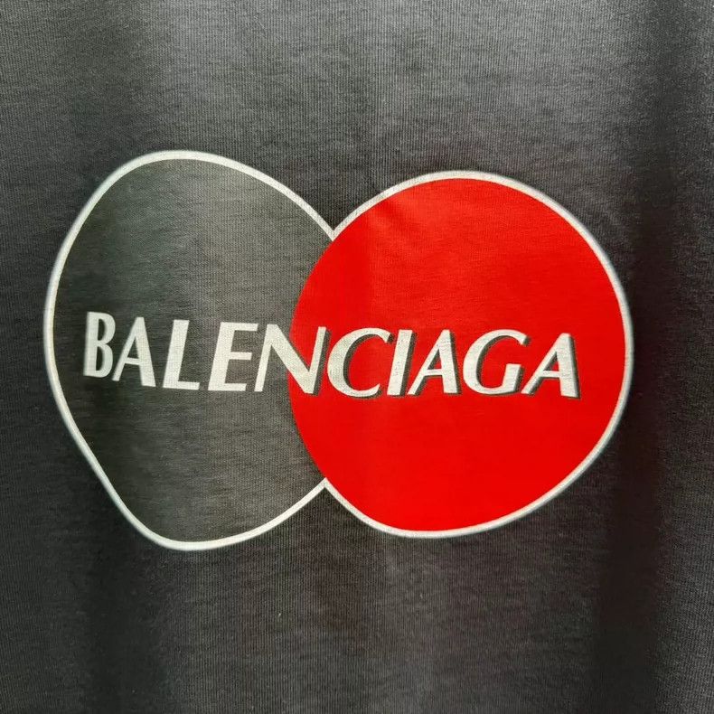 Balenciaga Balenciaga MasterCard Printed Logo Short Sleeve Size US S / EU 44-46 / 1 - 3 Thumbnail