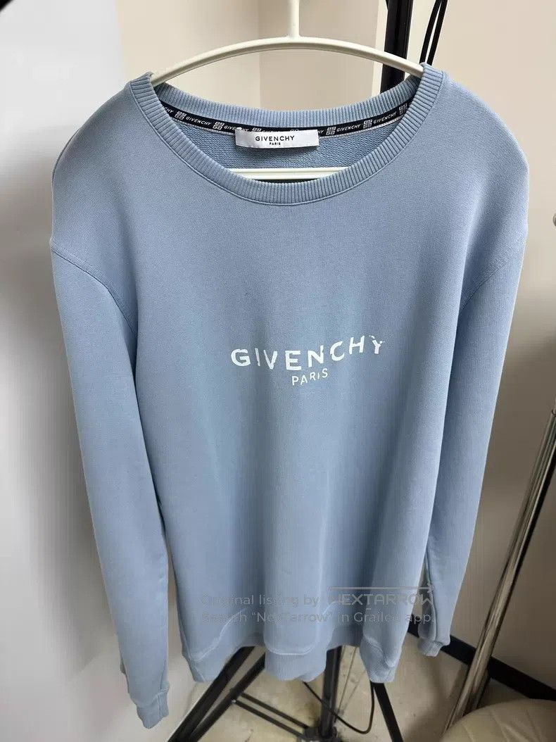 Givenchy Givenchy Chest Logo Sweatshirt Size US S / EU 44-46 / 1 - 1 Thumbnail