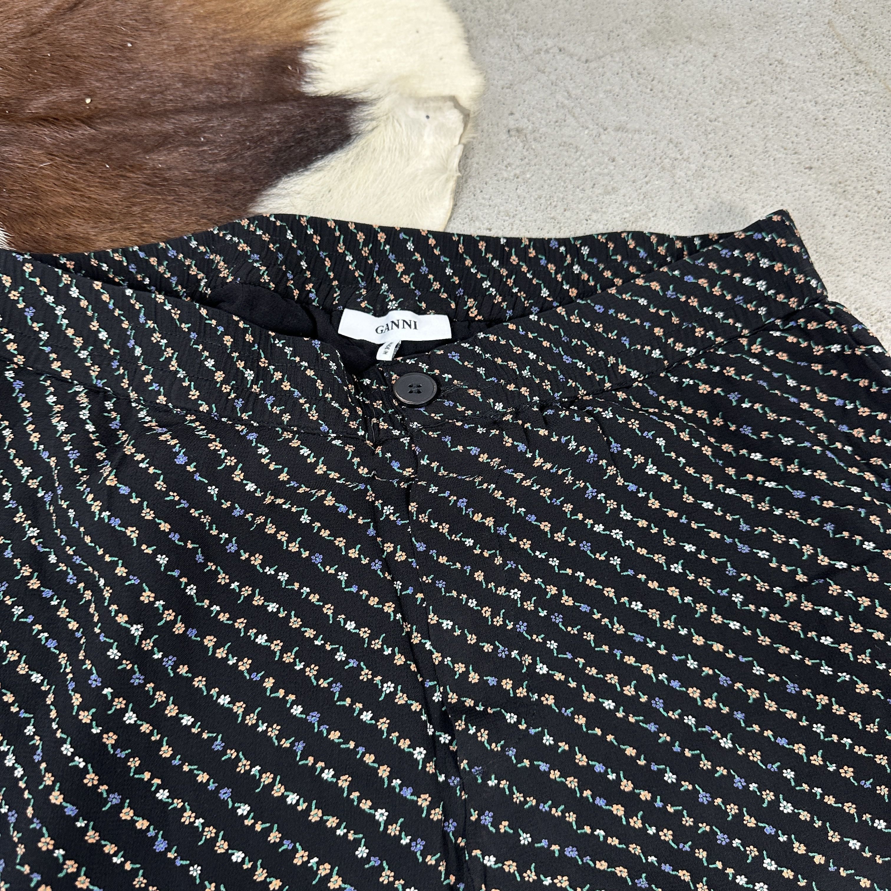 Ganni × Vintage Vintage Casual Y2K Ganni Flower Printed Viscose Pants Size 27" / US 4 / IT 40 - 2 Thumbnail