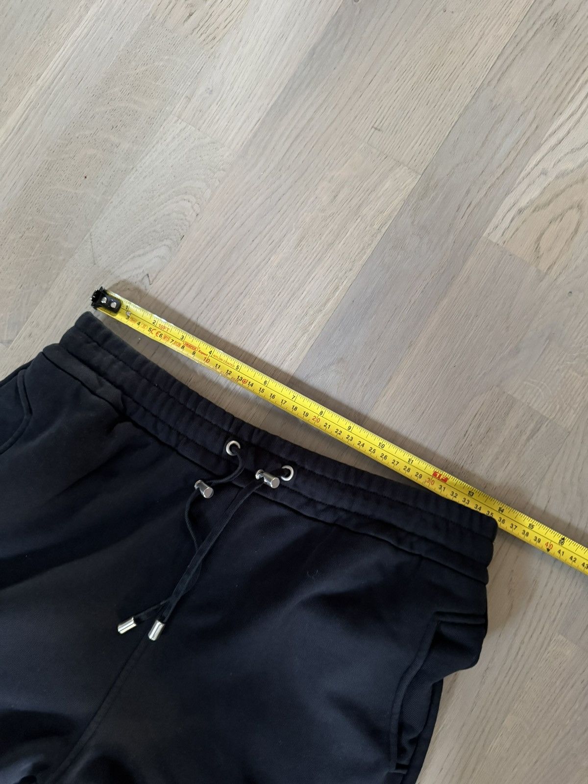 Balmain BALMAIN joggers STUDY/SEE real tape measurements in photos Size US 29 - 5 Thumbnail