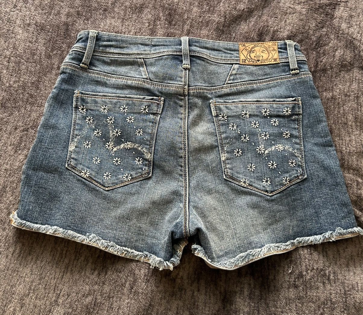 Evisu Vintage Faded Screen Printed Evisu Jean Shorts Size 25" / US 0 / IT 36 - 2 Thumbnail
