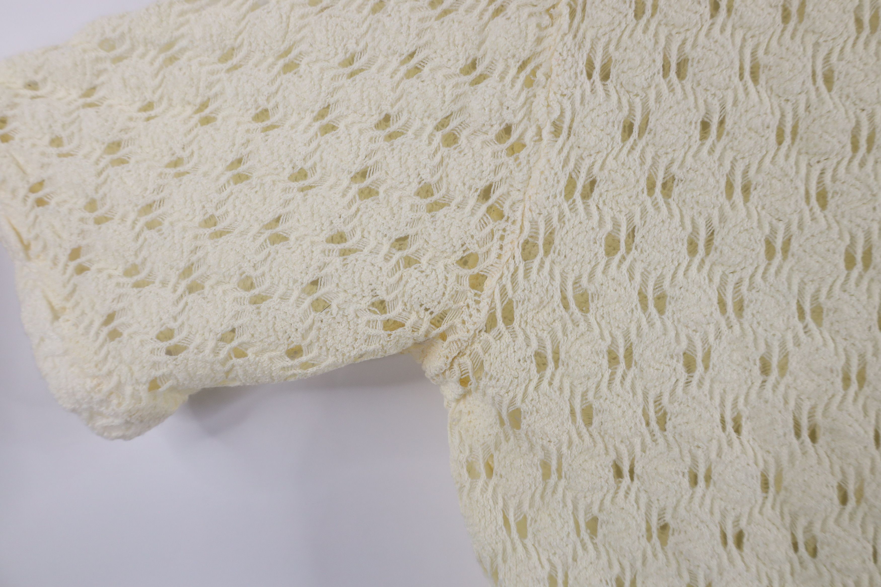 Vintage Vintage 50s 60s Streetwear Crochet Short Sleeve Sweater USA Size M / US 6-8 / IT 42-44 - 4 Thumbnail