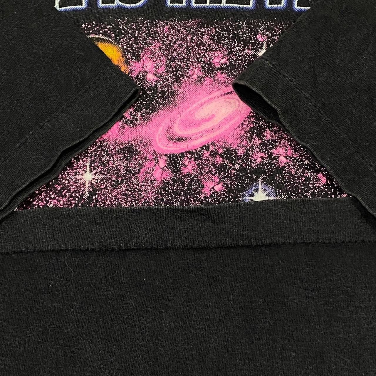 Other Vintage glow in the dark space is the place Size US L / EU 52-54 / 3 - 4 Thumbnail