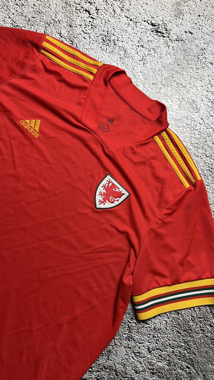 Adidas 2020-2022 Wales football adidas jersey Size US XXL / EU 58 / 5 - 2 Thumbnail