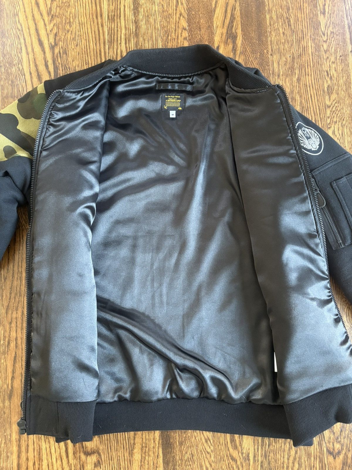 Bape *RARE* BAPE Shark MA-1 Flight Jacket Medium Size US M / EU 48-50 / 2 - 5 Thumbnail