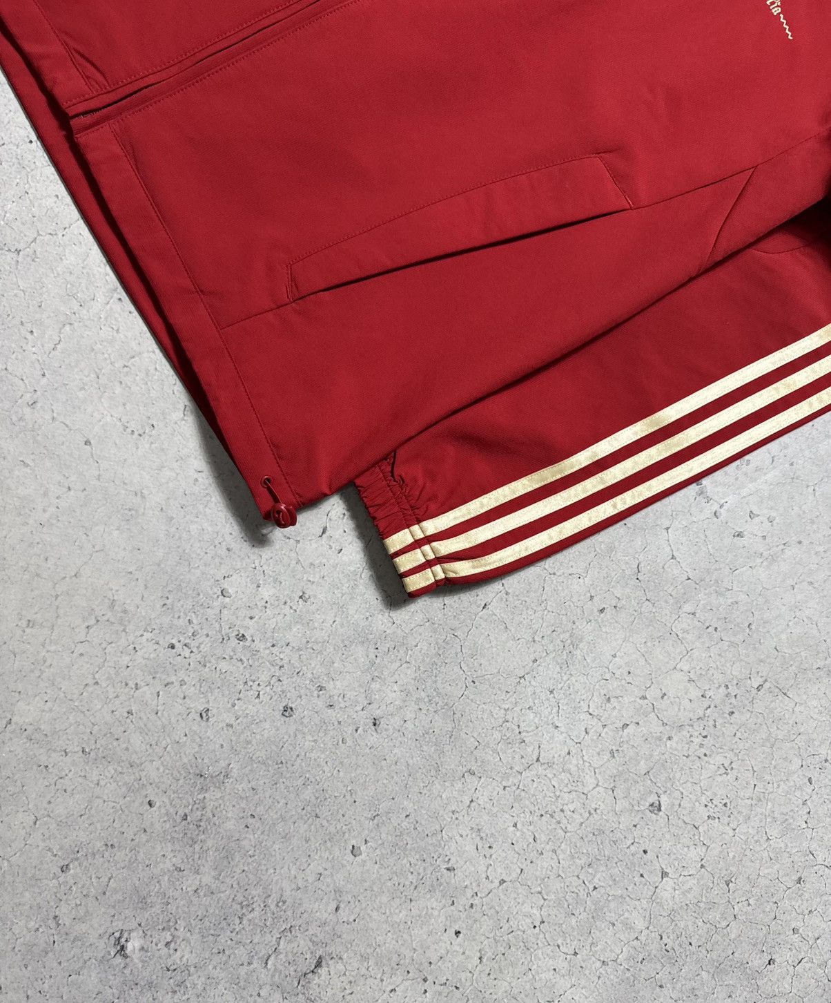 Adidas Adidas FC Bayern Munchen Nylon Football Track Suit Size US S / EU 44-46 / 1 - 5 Thumbnail