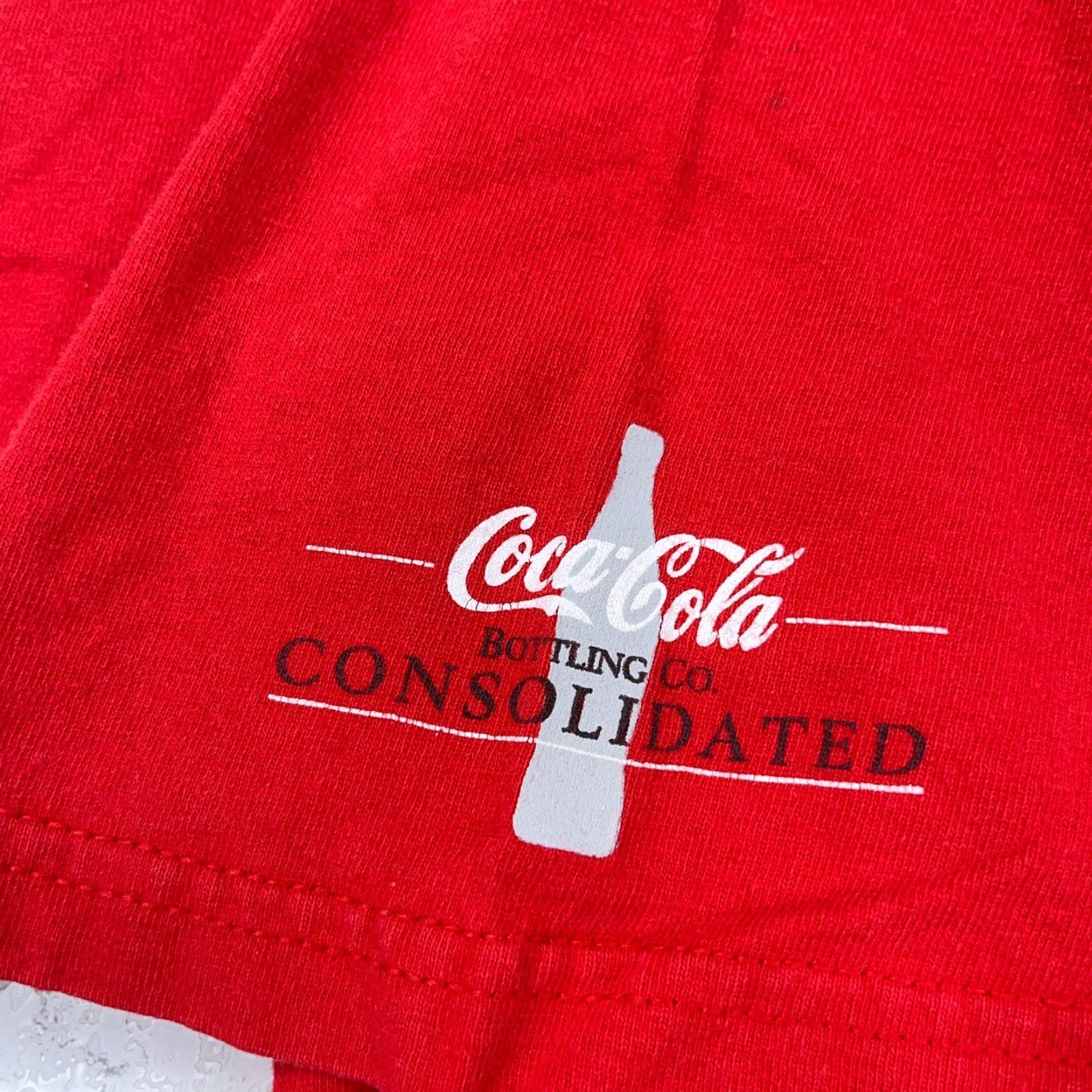 Gildan VINTAGE Gildan Coca Cola Shirt XL Red Tee 2000s Soccer Promo Heavyweight Mens Size US XL / EU 56 / 4 - 7 Thumbnail