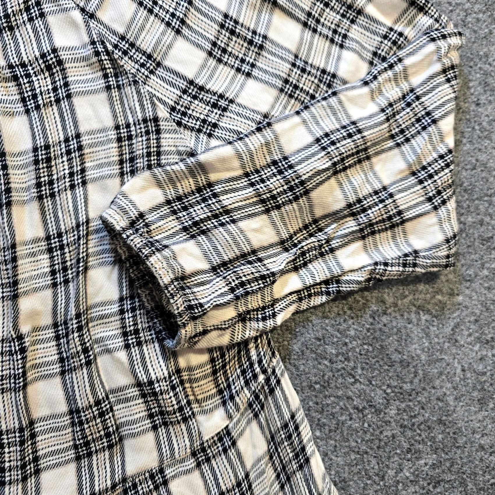 J. Jill J. Jill Top Women Large Black Plaid Flannel Button Up Shirt Classic Casual Career Blouse Size L / US 10 / IT 46 - 4 Thumbnail