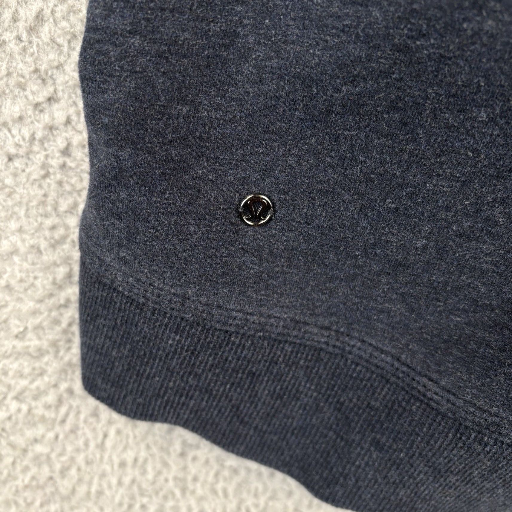 Lululemon VINTAGE Lululemon Stress Less Hoodie Funnel Neck Dark Navy 6 Womens Hoodie Pullover Hooded Pockets Slim Size M / US 6-8 / IT 42-44 - 5 Thumbnail
