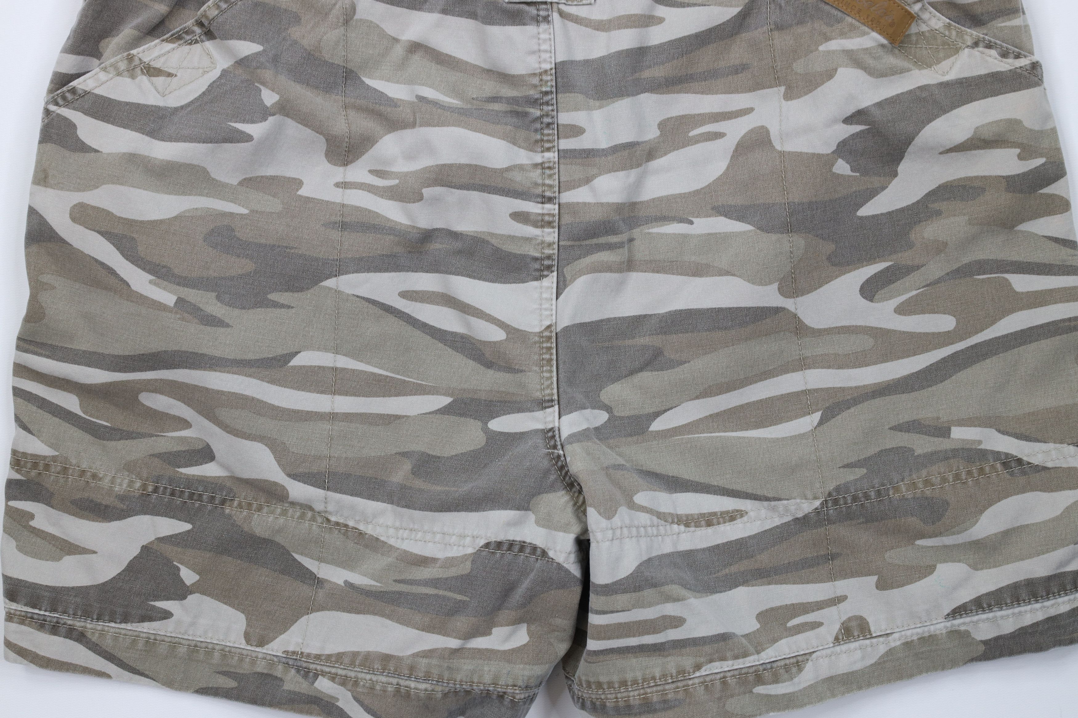 Cabelas Vintage Cabelas Knee Canvas Camouflage Cargo Shorts Cotton Size US 36 / EU 52 - 10 Thumbnail