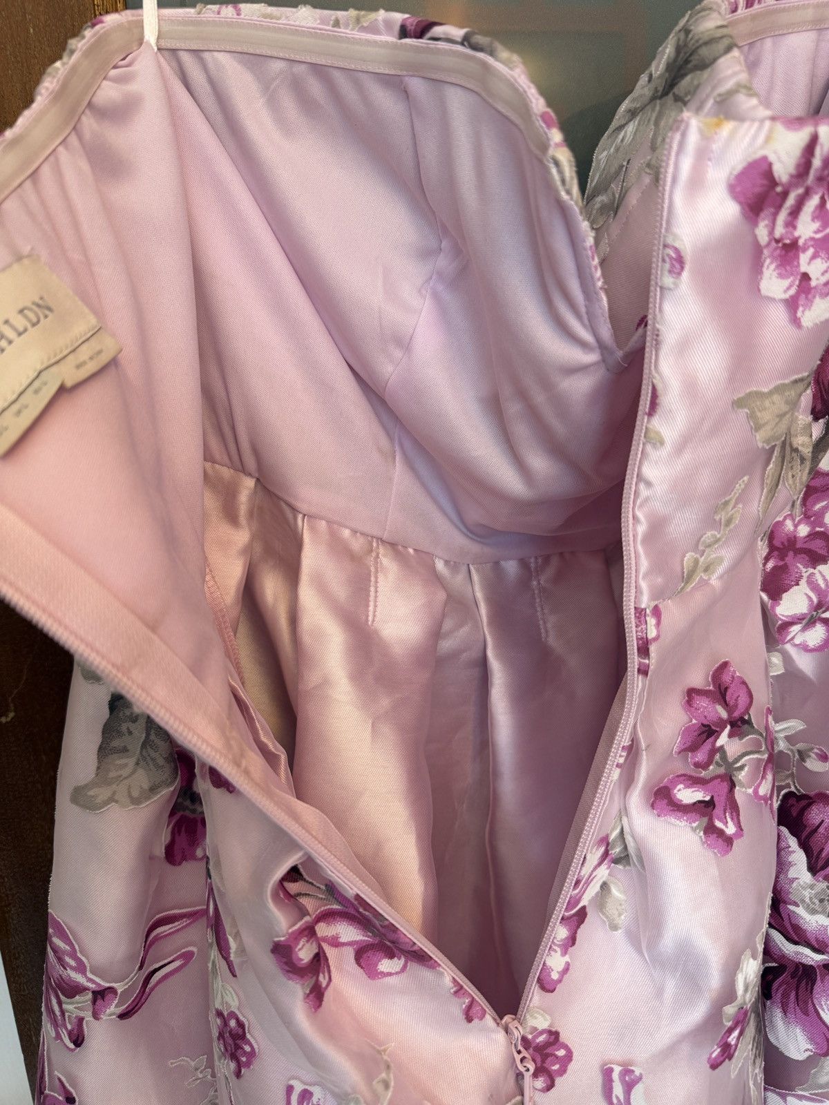 Anthropologie BHLDN Anthropologie Merritt Purple Floral Strapless Gown Size L / US 10 / IT 46 - 7 Thumbnail