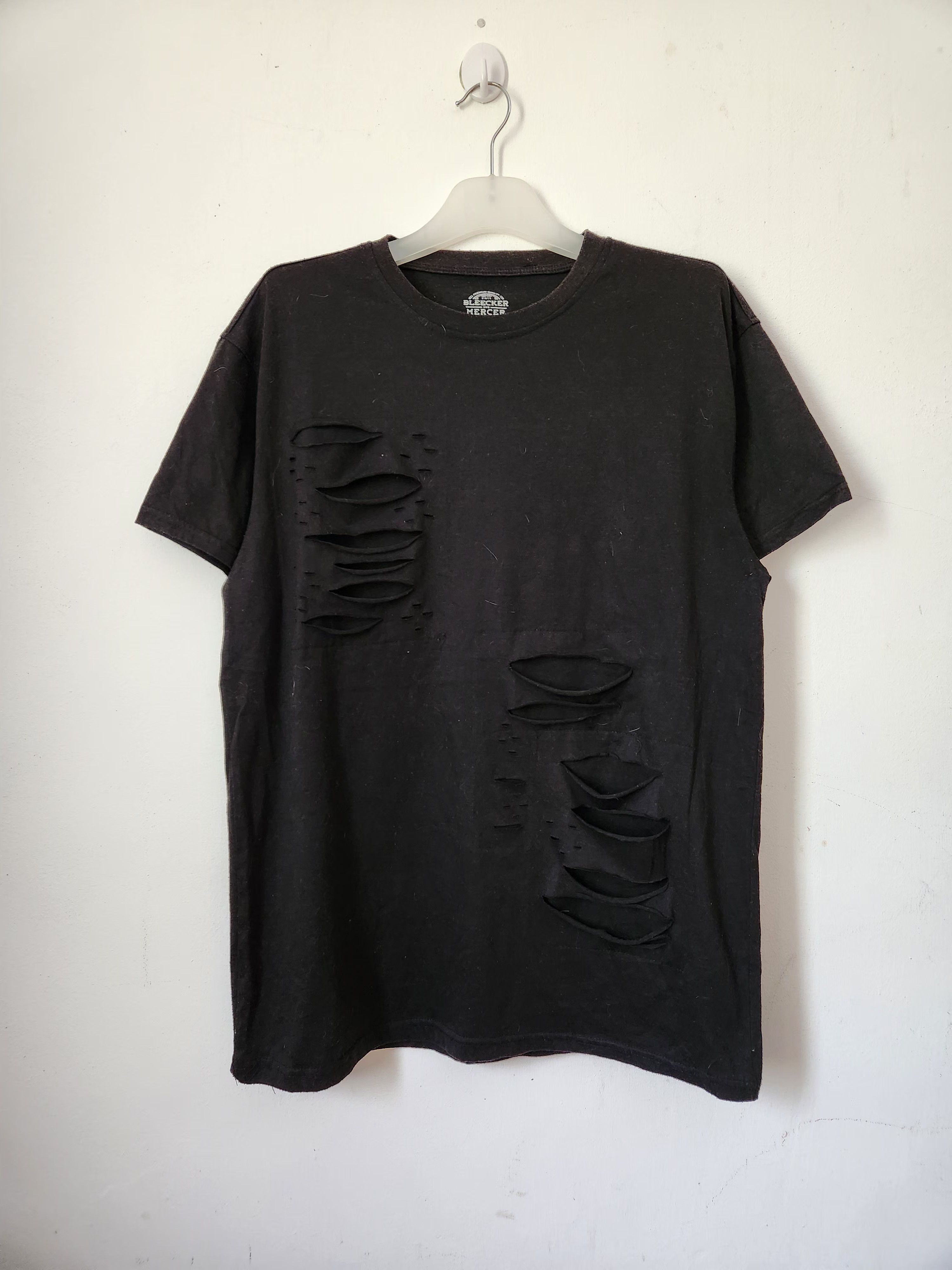 Other Ripped Black Tee B&M Size US M / EU 48-50 / 2 - 1 Thumbnail