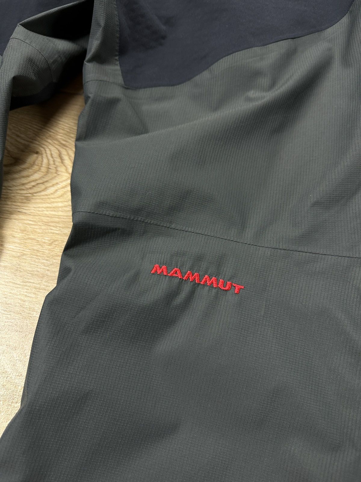 Mammut × Vintage Vintage Mammut Gore-Tex SoftShell Hiking Outdoor Ski Pants W Size 38" / US 16 / IT 52 - 23 Thumbnail