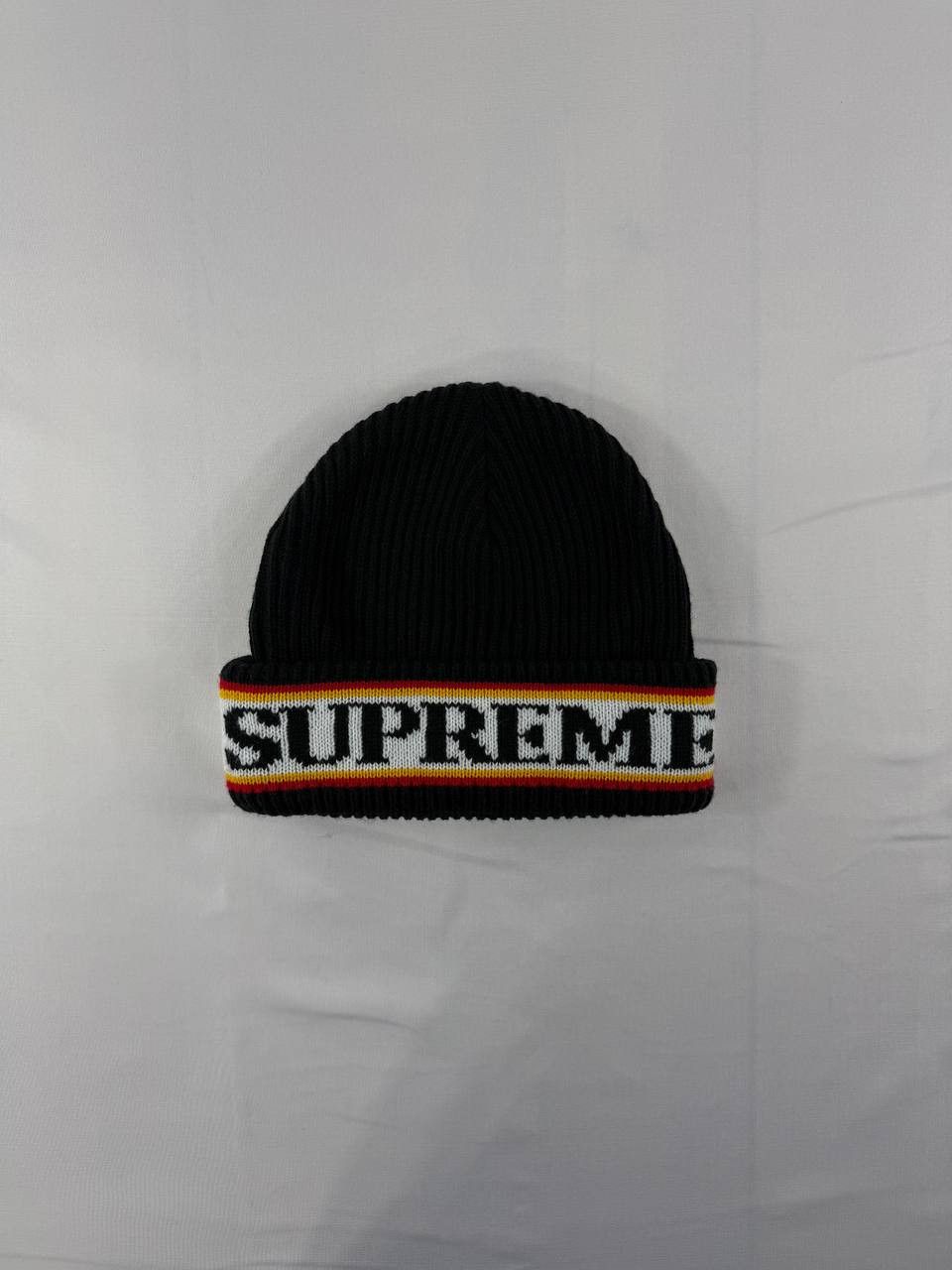 Supreme Supreme Cuff Logo Beanie Black FW18 Size ONE SIZE - 1 Thumbnail
