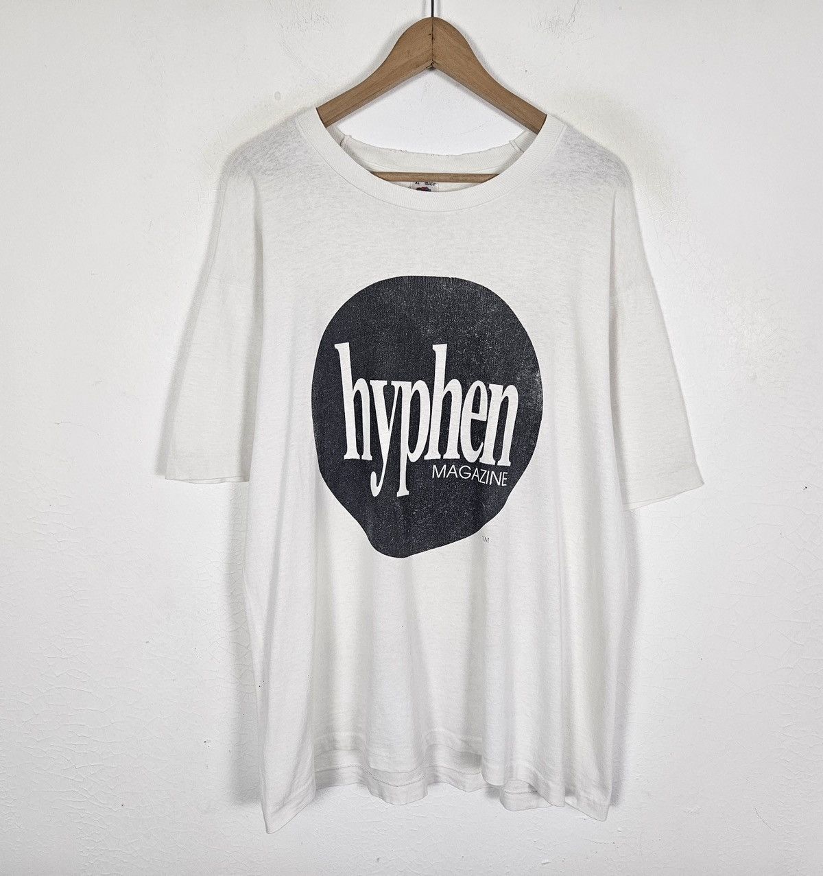 Vintage Vintage Hyphen Magazine tee shirt Size US XL / EU 56 / 4 - 3 Thumbnail