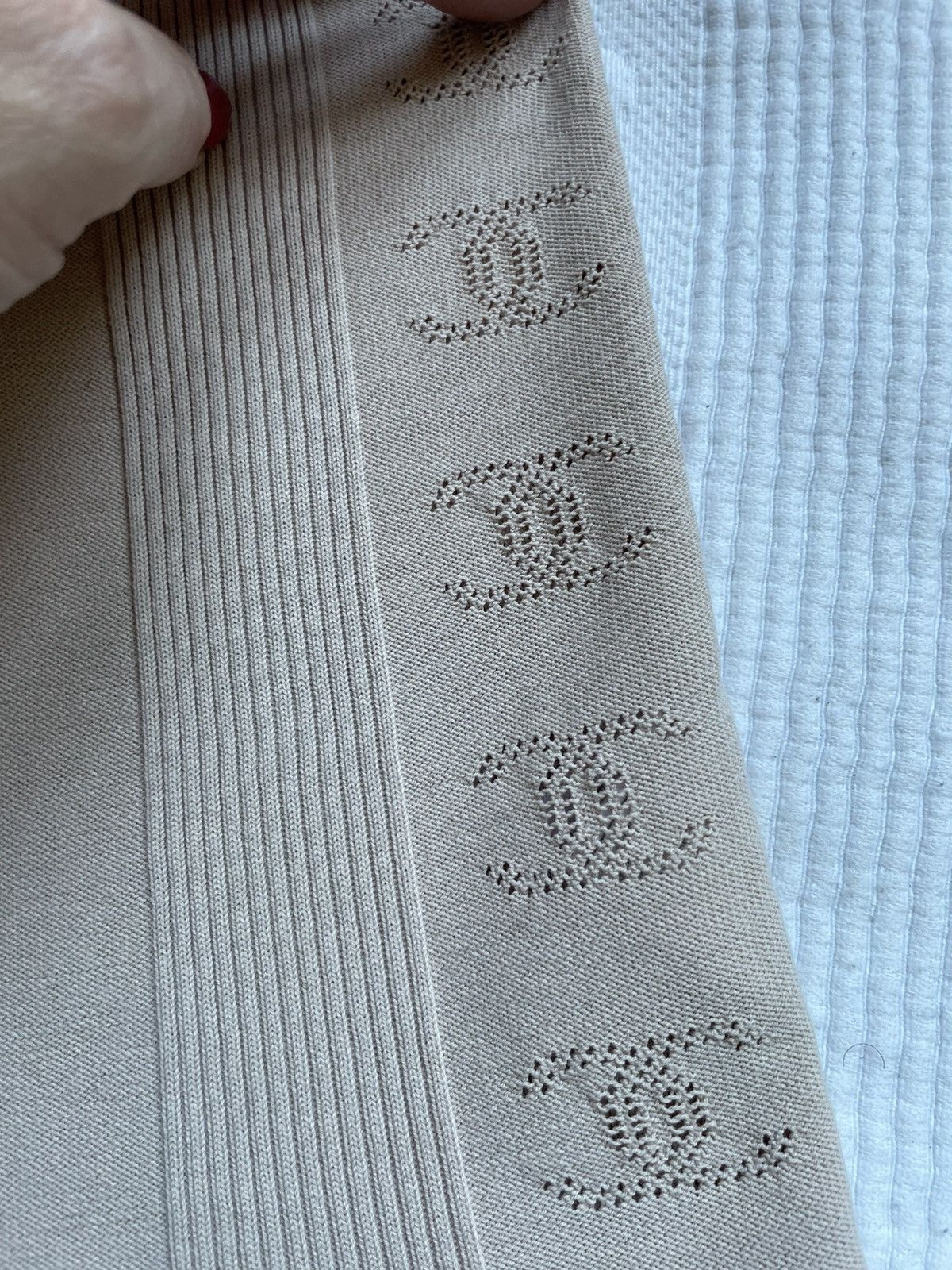 Chanel CHANEL TOP CC MONOGRAM Size S / US 4 / IT 40 - 2 Thumbnail