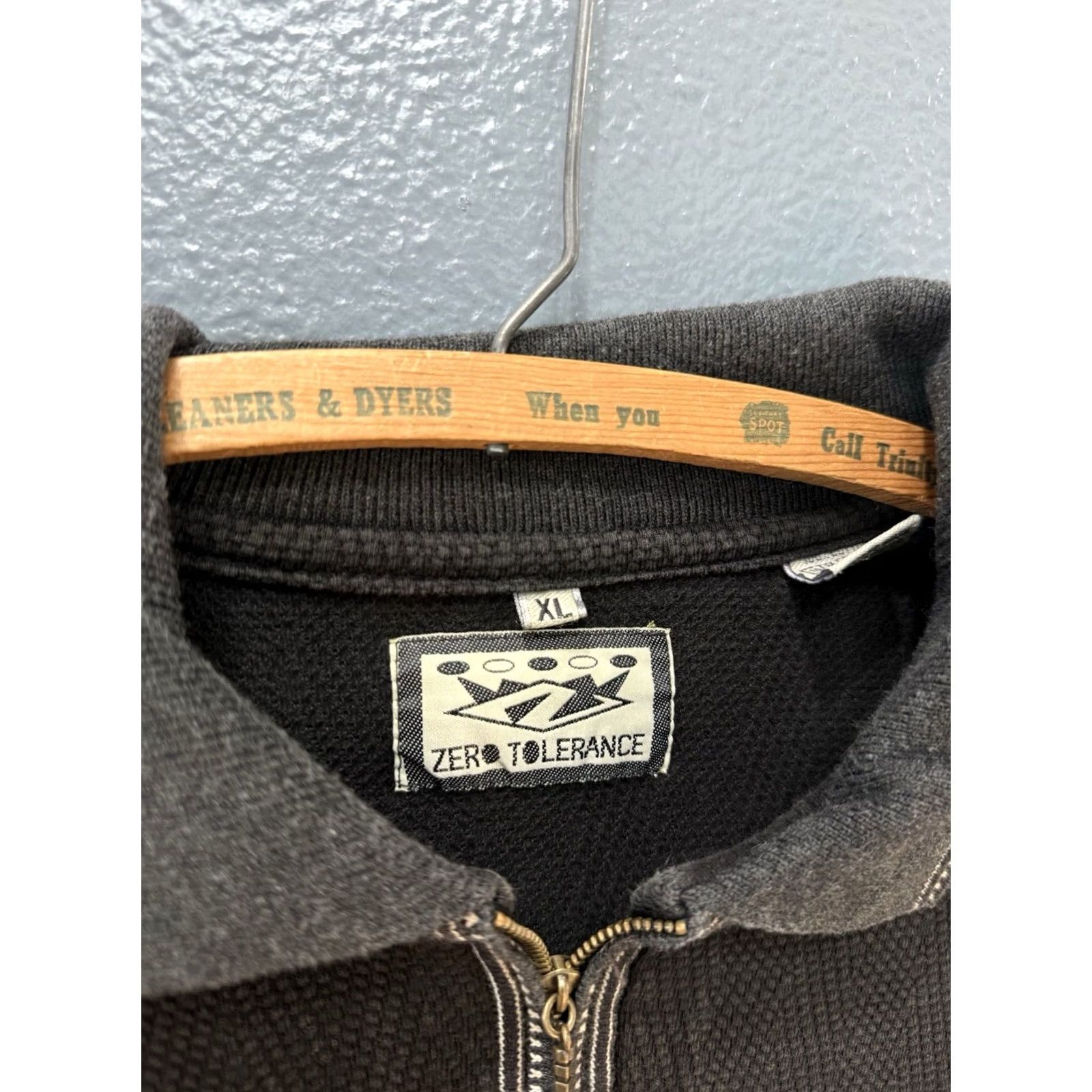 Vintage VINTAGE Zero Tolerance Polo Shirt XL Men Black 90s Zip Quarter Zip Shirt Shirts Mens XL 90s Polo Black Zip Size US XL / EU 56 / 4 - 2 Thumbnail