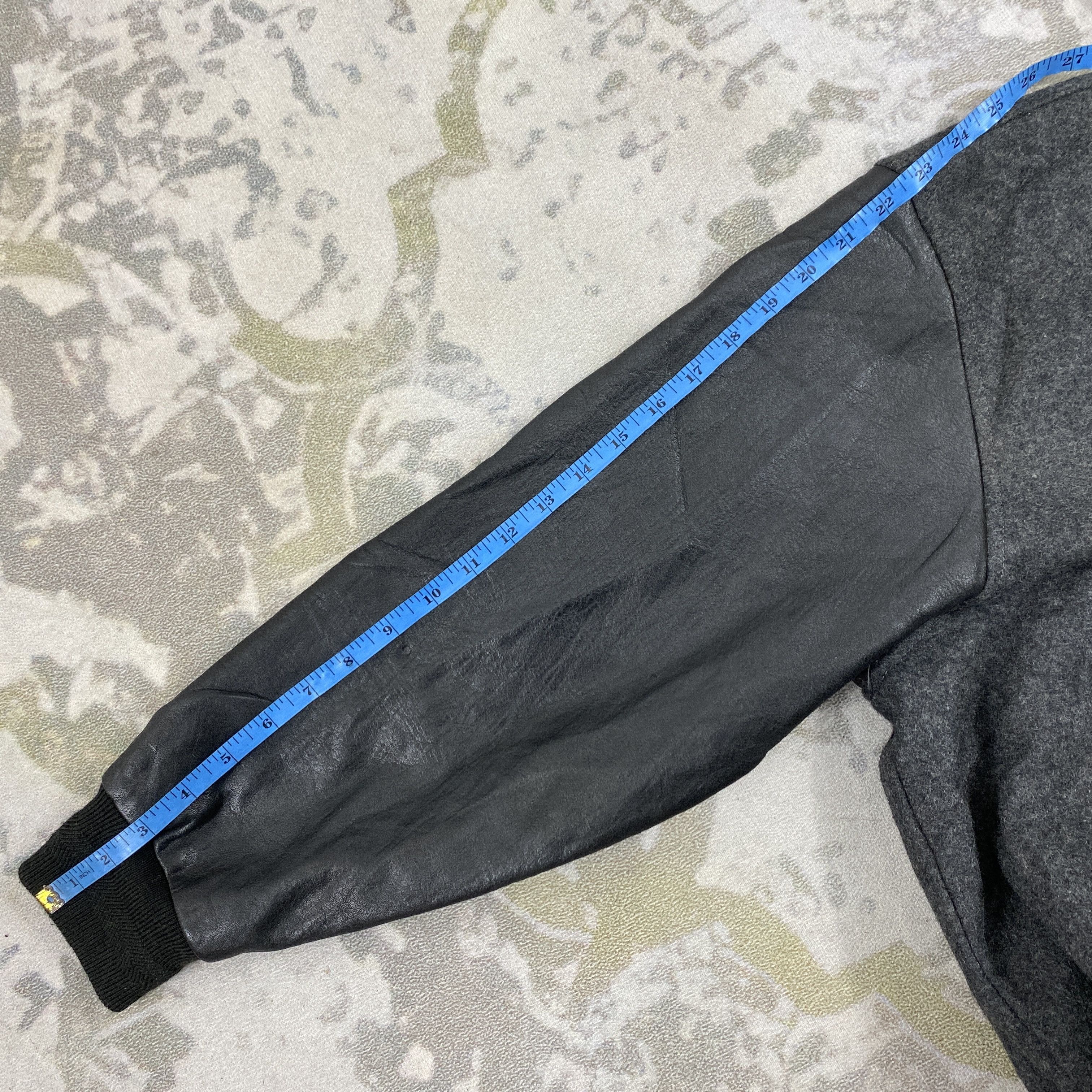 Japanese Brand Vintage Varsity Wool And Leather Large Jacket- J448 Size US L / EU 52-54 / 3 - 6 Thumbnail