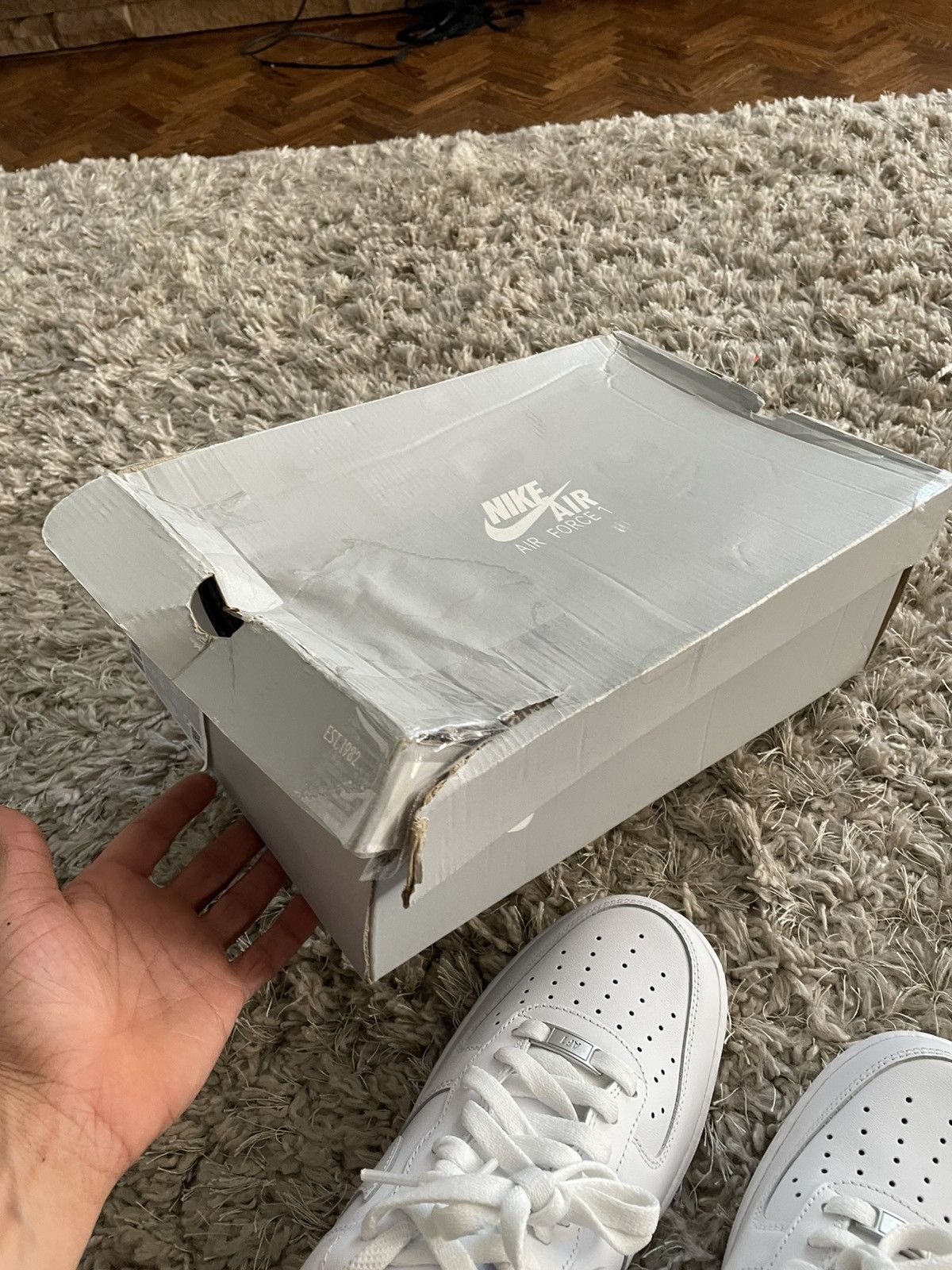 Nike Air Force 1 Triple White Size US 10 / EU 43 - 10 Thumbnail