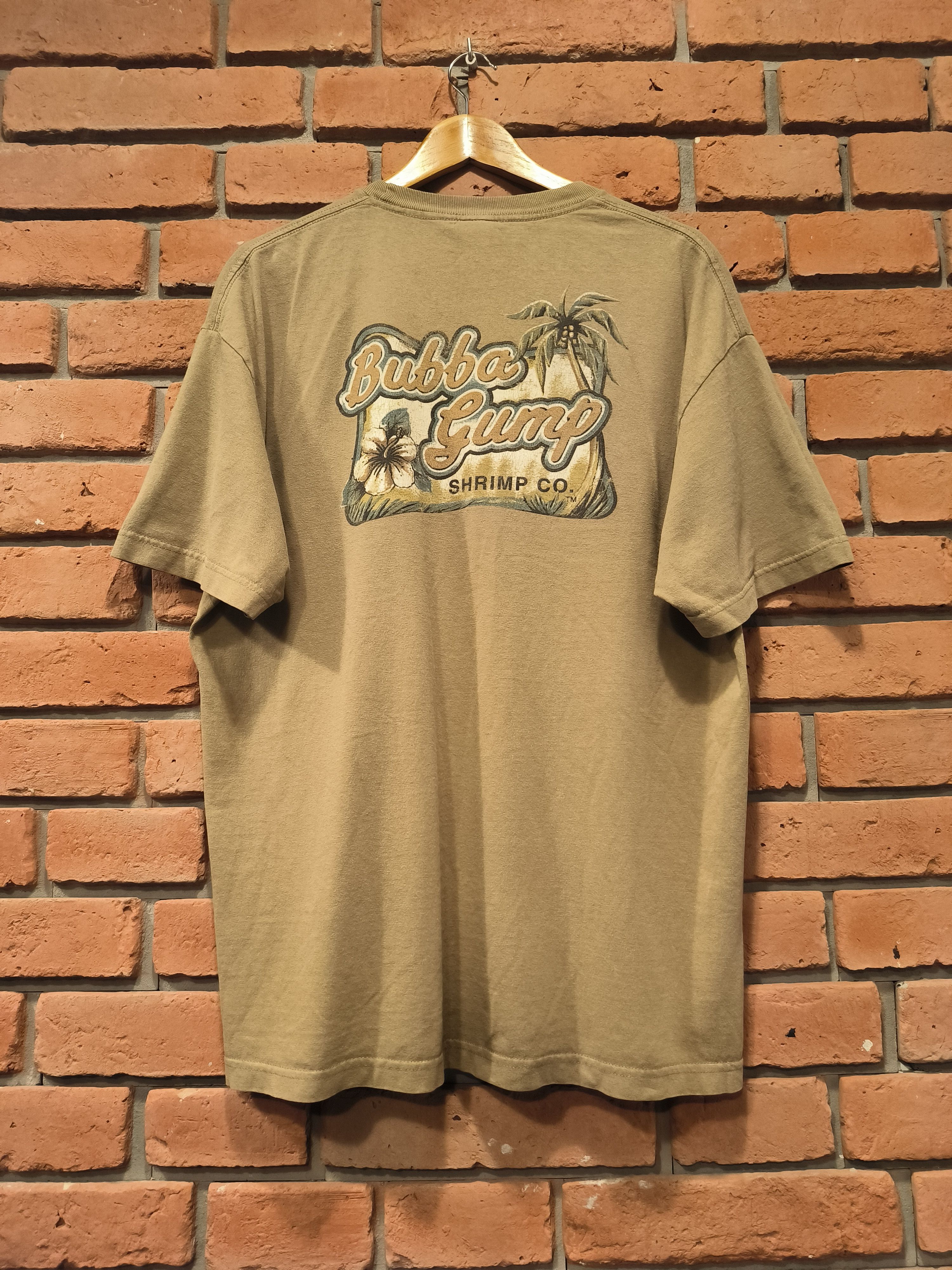 Vintage Vintage 2005 00s Bubba Gump Shrimp T-Shirt Tee Print Logo Size US XL / EU 56 / 4 - 1 Thumbnail