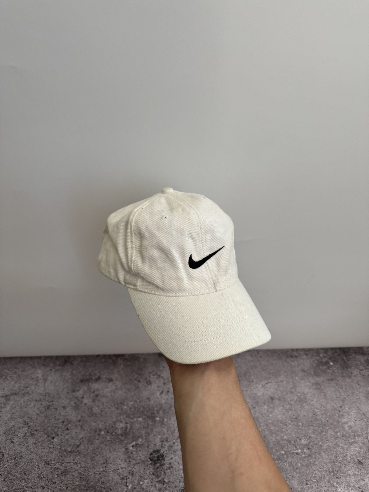 Nike × Vintage Vintage Nike white Y2K cap hats Size ONE SIZE - 2 Thumbnail