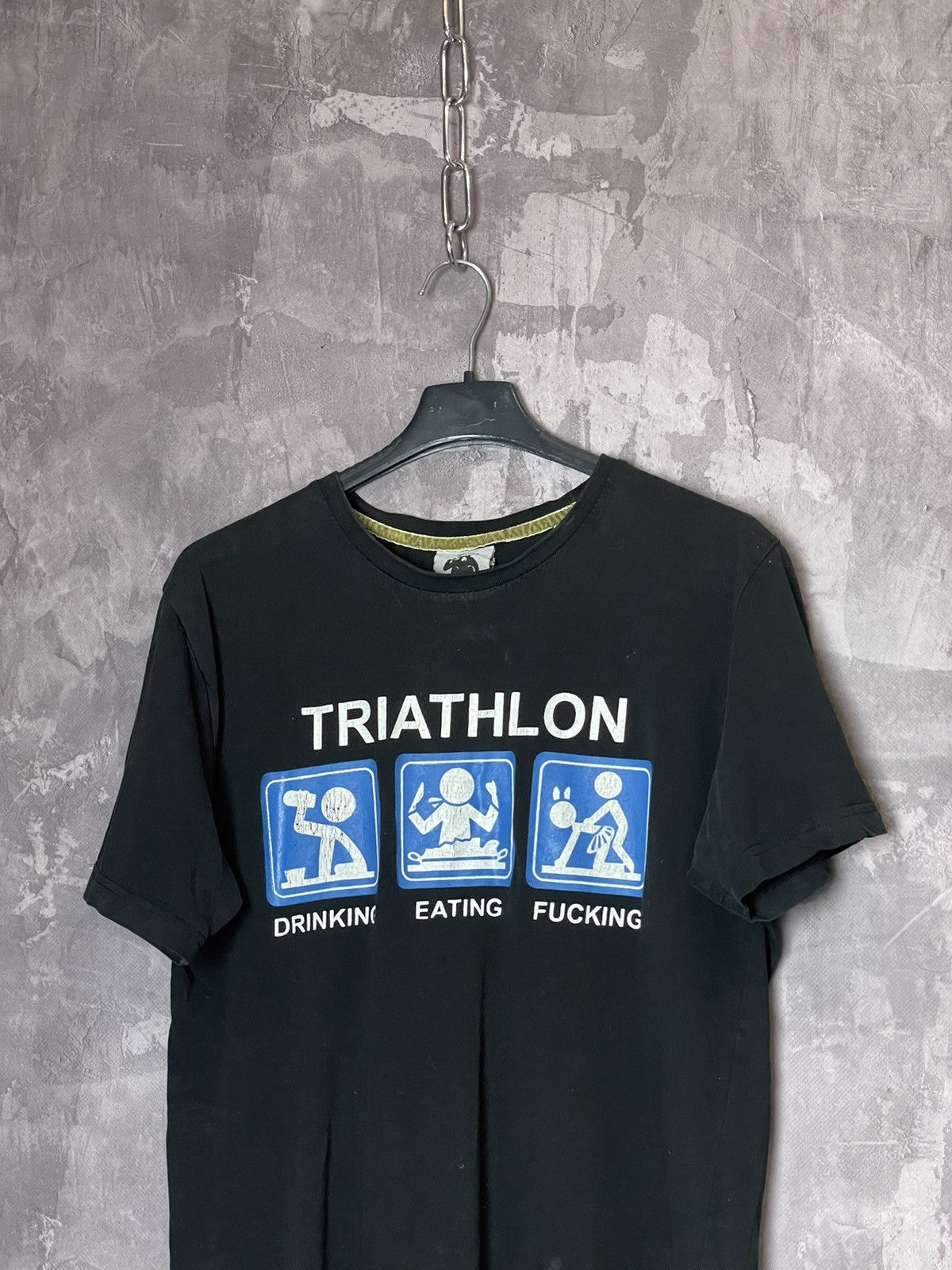 Band Tees Vintage Triatlon drinking eating fucking t shirt Size US M / EU 48-50 / 2 - 2 Thumbnail