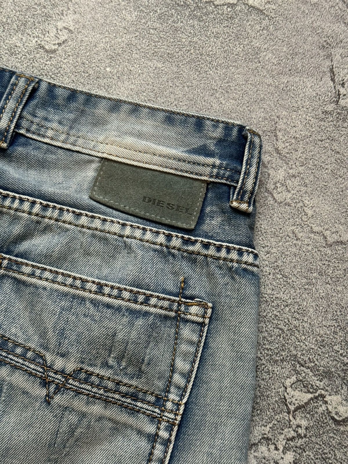 Diesel × Diesel Black Gold Diesel 32/30 blue denim distressed pant trouser Jean chino Size US 32 / EU 48 - 9 Thumbnail