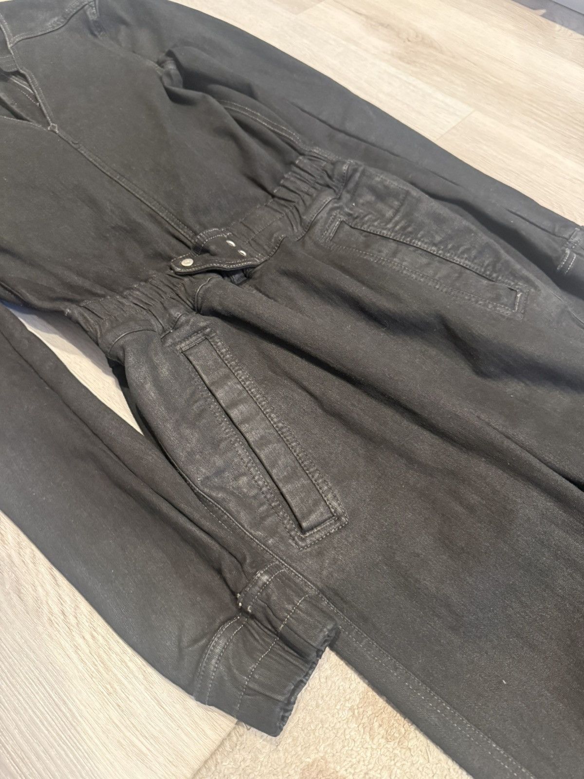 Rick Owens Drkshdw s/s 2023 black waxed denim flightsuit bodybag!! Size US 28 / EU 44 - 3 Thumbnail