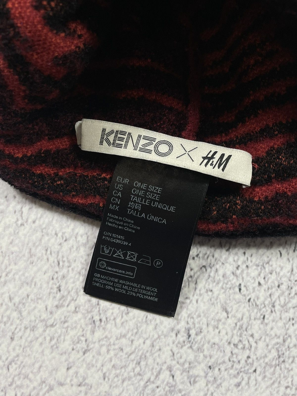Japanese Brand × Kenzo Vintage Kenzo X H&M Y2K Dragon Beanie Hat Size ONE SIZE - 5 Thumbnail