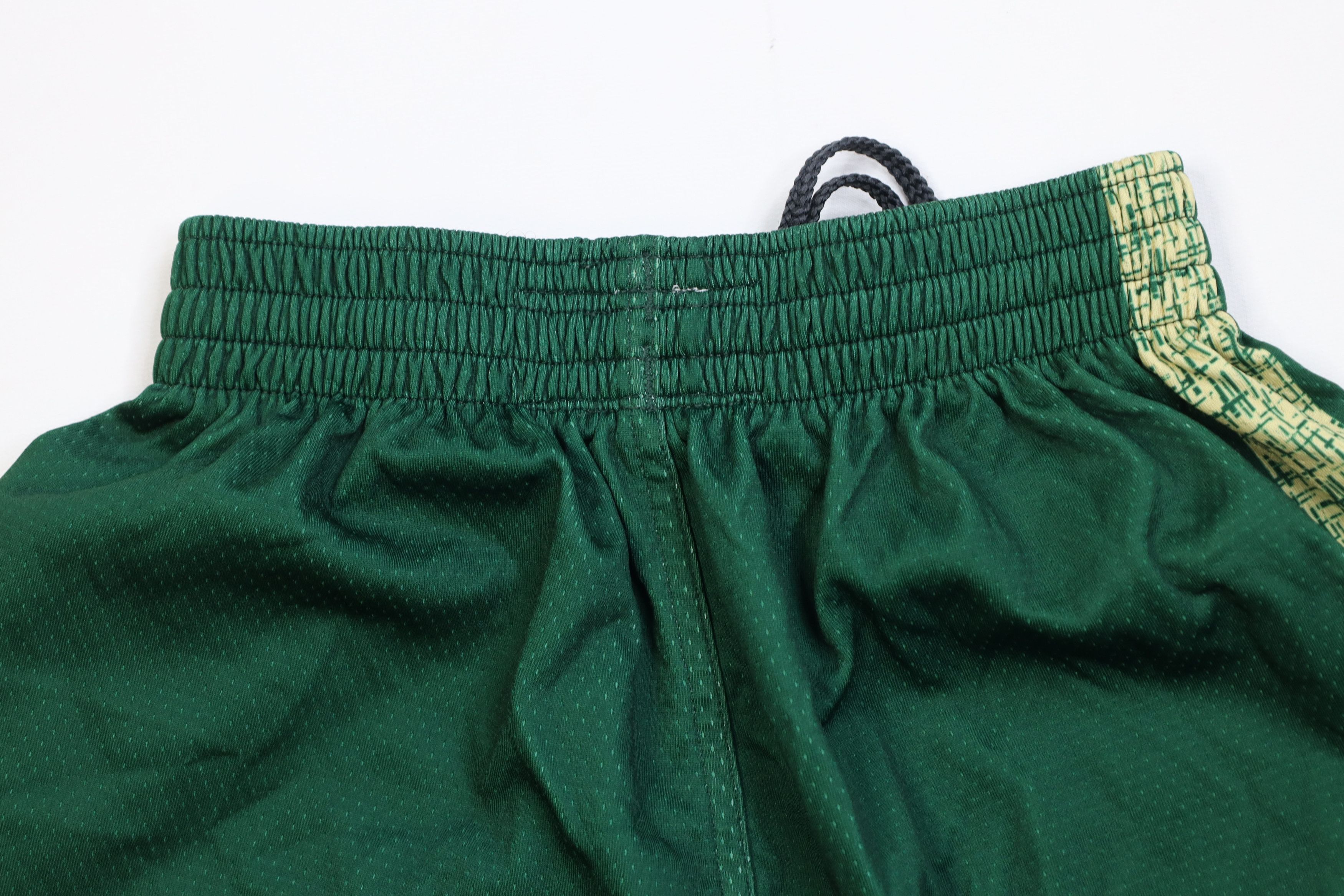 Russell Athletic Vintage 90s Y2K Russell Athletic Gym Basketball Shorts Green Size US 30 / EU 46 - 9 Thumbnail