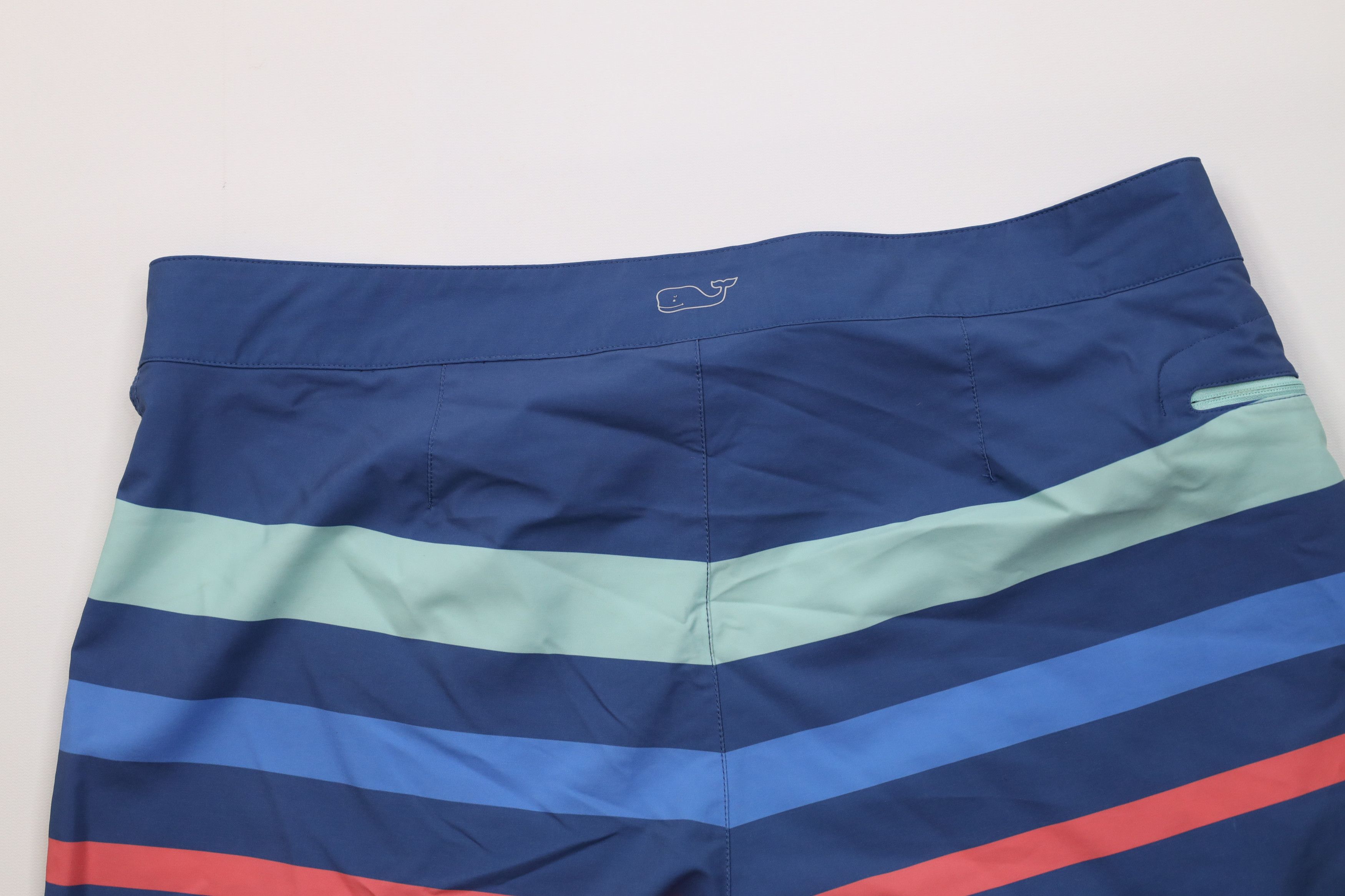 Vineyard Vines Vineyard Vines Color Block Swimming Board Shorts Trunk Size US 38 / EU 54 - 9 Thumbnail