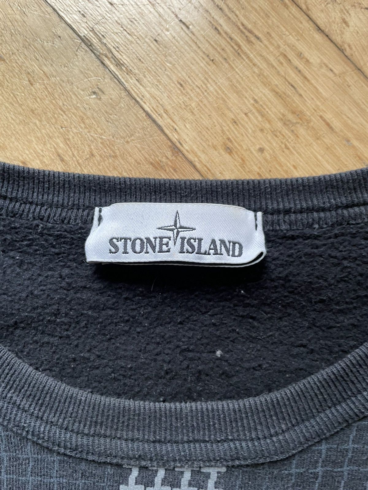 Stone Island Stone Island Check Grid Camouflage Sweatshirt Size US M / EU 48-50 / 2 - 2 Thumbnail