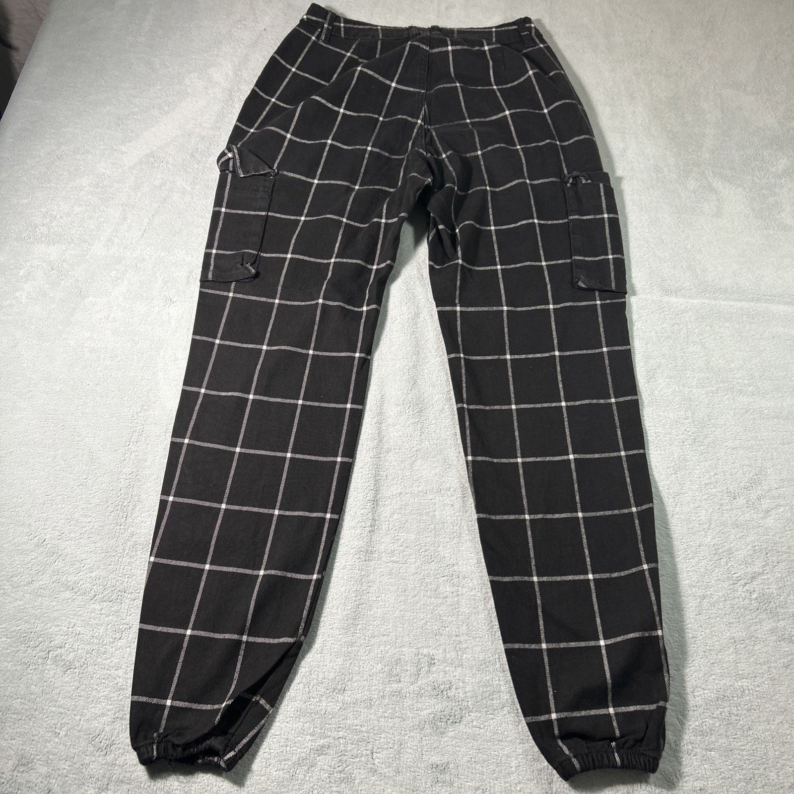 Hot Topic Gothic Emo Checker Cargo Pants Small 28x29 Hamilton Loose Size 28" / US 6 / IT 42 - 7 Thumbnail