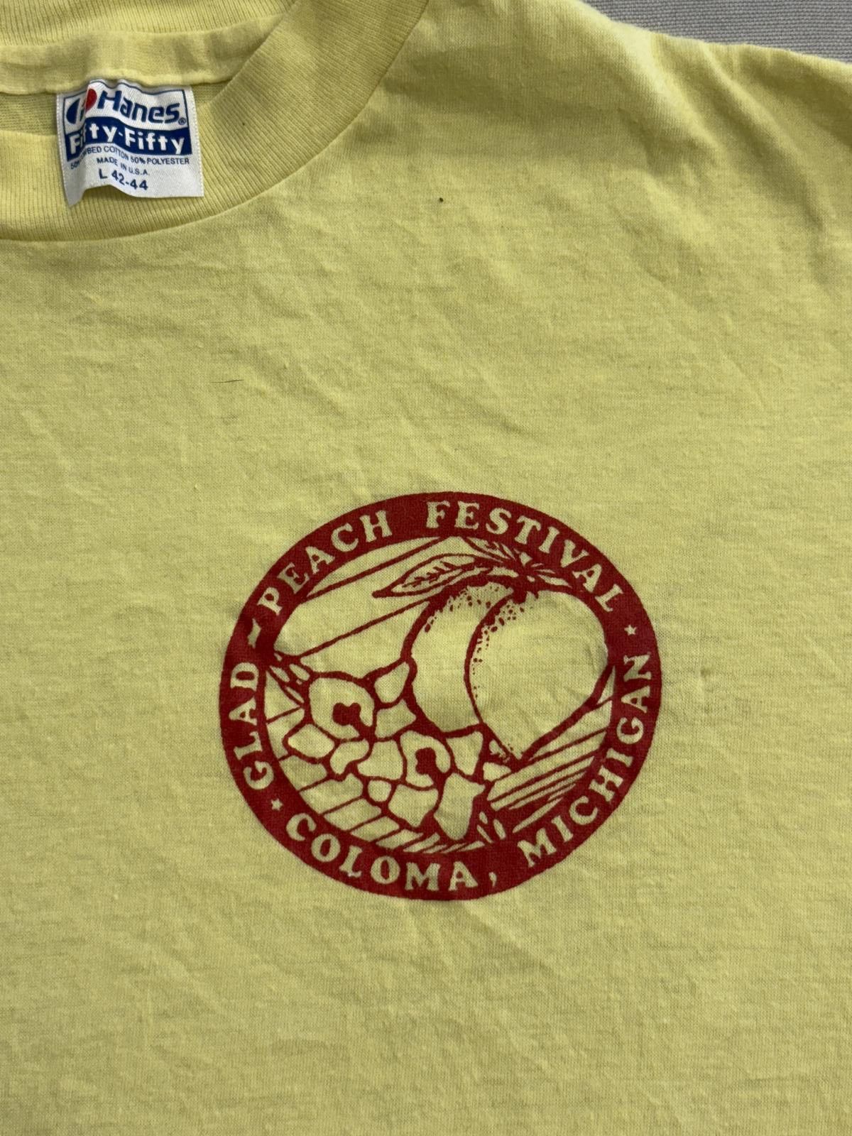 Hanes Vintage Glad Peach Festival T-shirt Coloma Michigan Tee - L Size US L / EU 52-54 / 3 - 1 Thumbnail