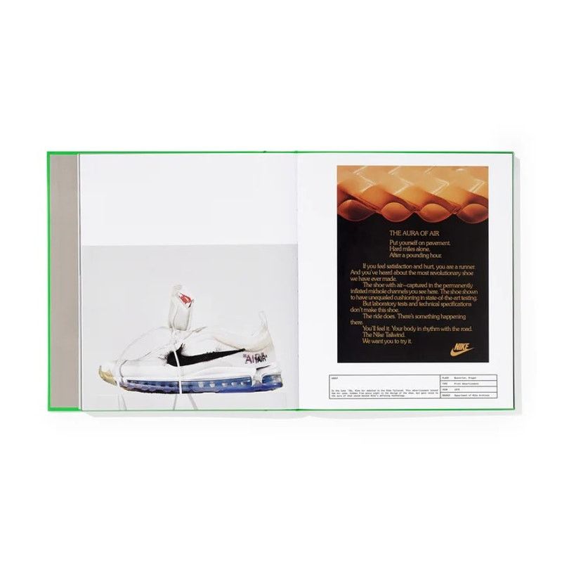 Nike o1rshd1 ICONS "The Ten" Something's Off Book in Green Size ONE SIZE - 3 Thumbnail
