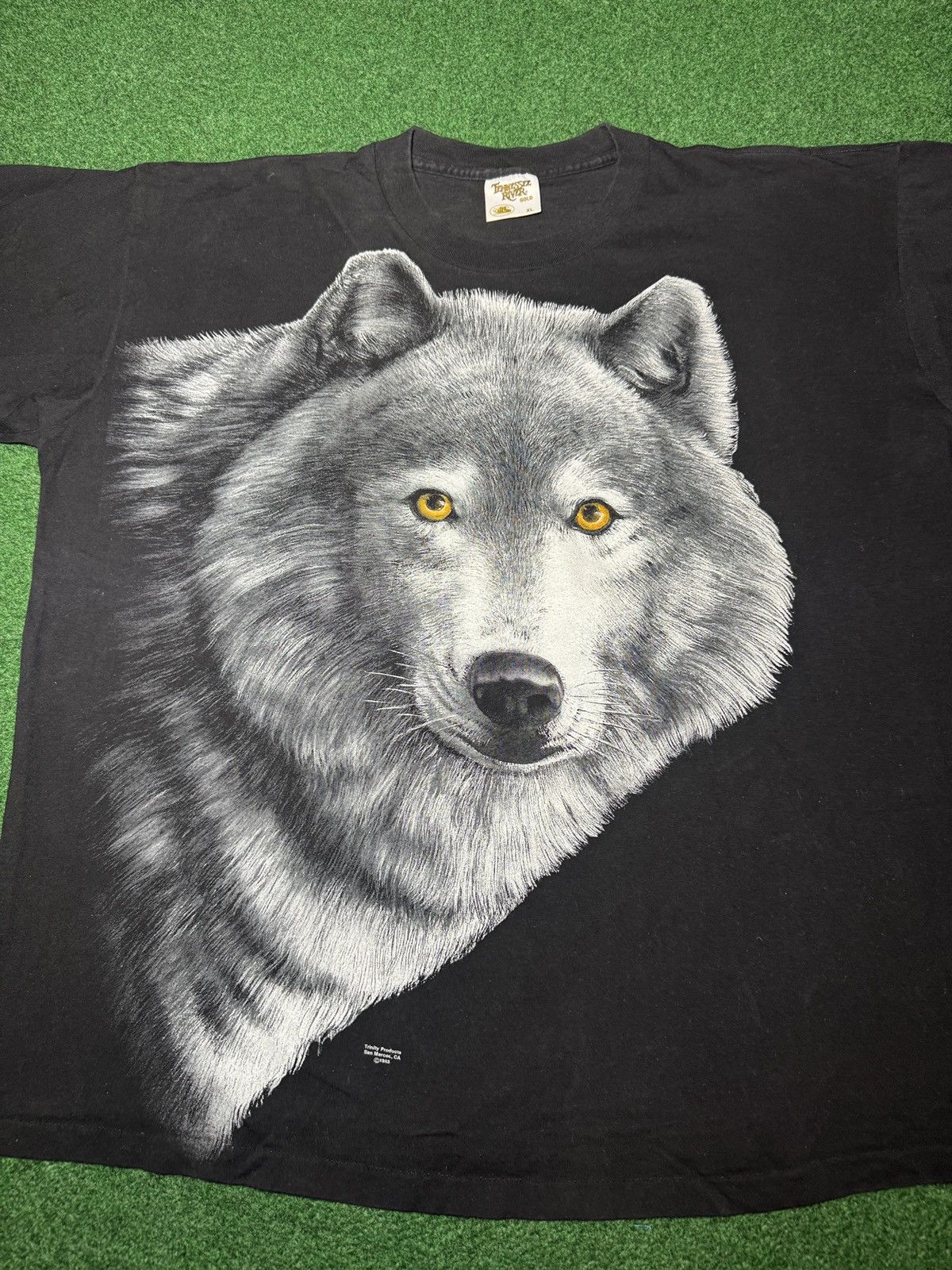 Vintage Vintage Wolf Nature Animal Tennessee River 90s XL T Shirt Size US XL / EU 56 / 4 - 2 Thumbnail