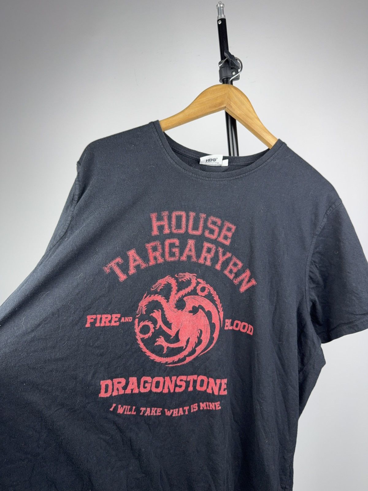 Vintage HBO Game of Thrones House Targaryen Fire and Blood ʼ19 Tee Size US L / EU 52-54 / 3 - 3 Thumbnail