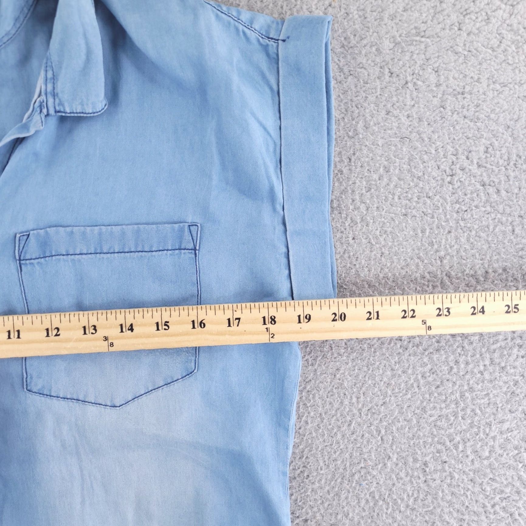 Merona Merona Shirt Womens XS Blue Denim Chambray 100% Tencel Relaxed Fit Button-Up Sleeveless Solid Denim Vintage? No (omit) Size XS / US 0-2 / IT 36-38 - 7 Thumbnail