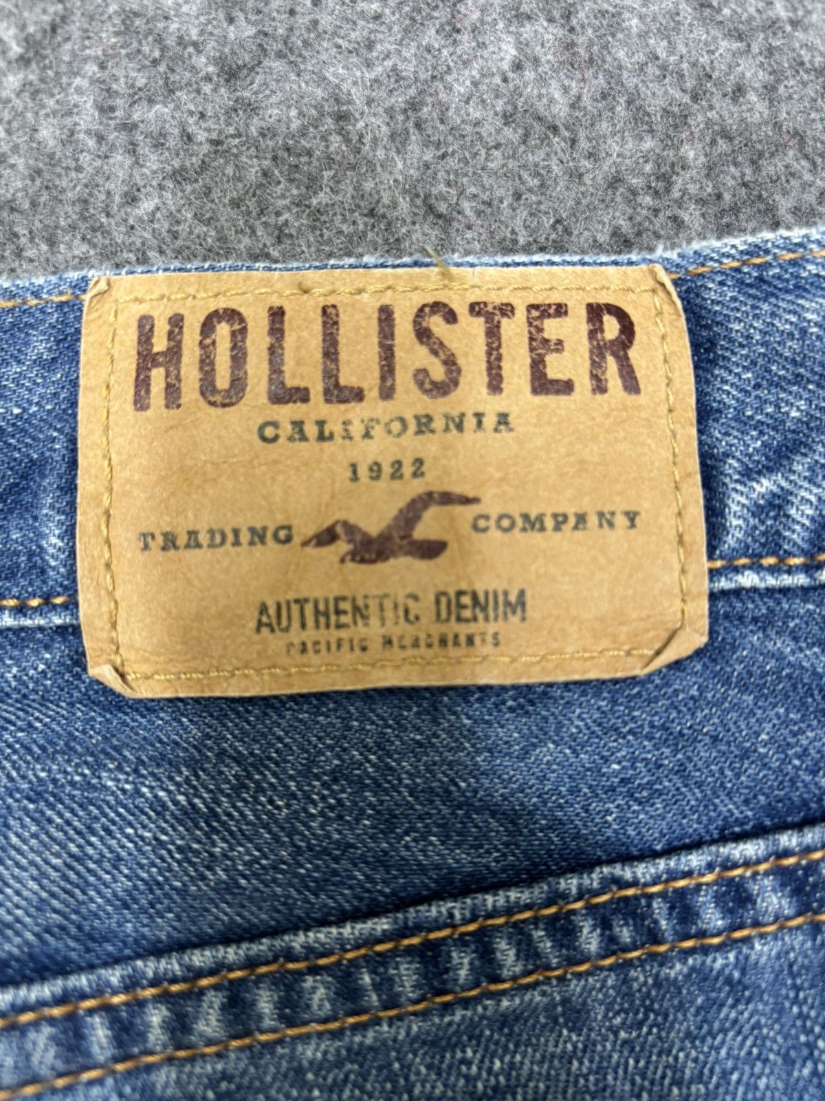 Hollister 💥90s Style💥Hollister Heavy Distressed Style Denim F636 Size US 33 - 17 Thumbnail