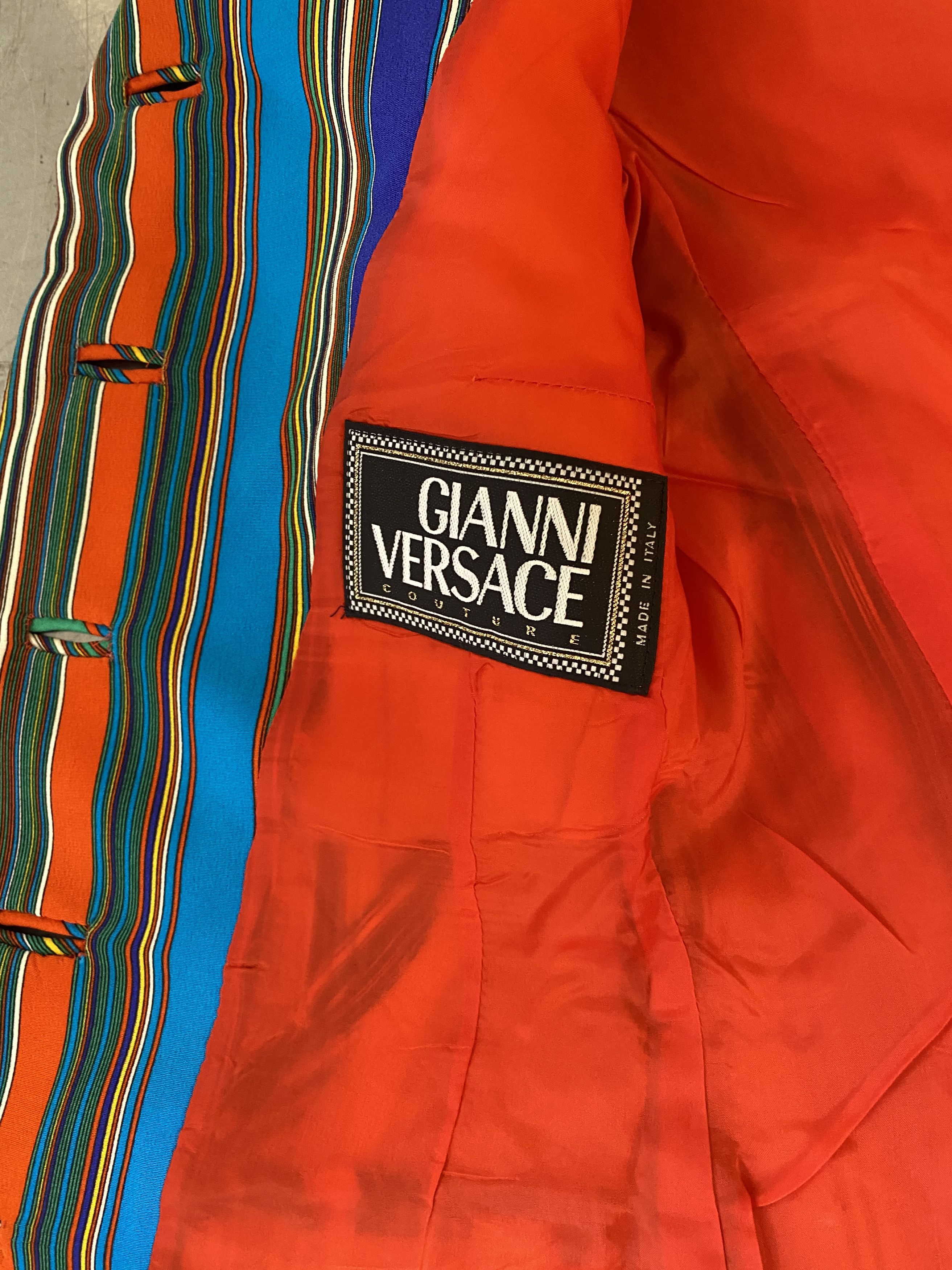 Versace VINTAGE GIANNI VERSACE 1993 MIAMI JACKET Size US XS / EU 42 / 0 - 6 Thumbnail