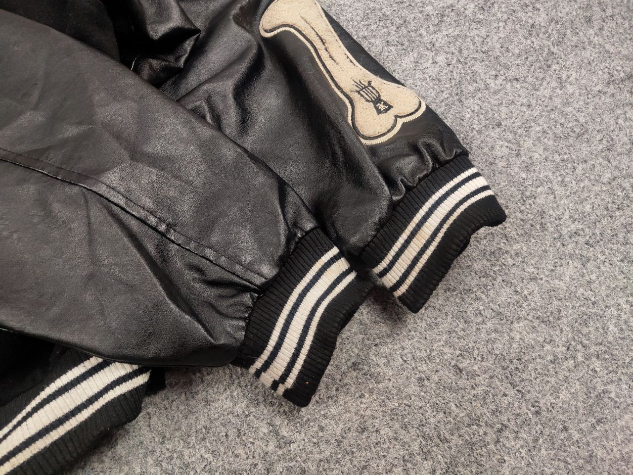 Vintage Vintage Bones Japan Skeleton Letterman Varsity Bomber Jacket Size US M / EU 48-50 / 2 - 14 Thumbnail