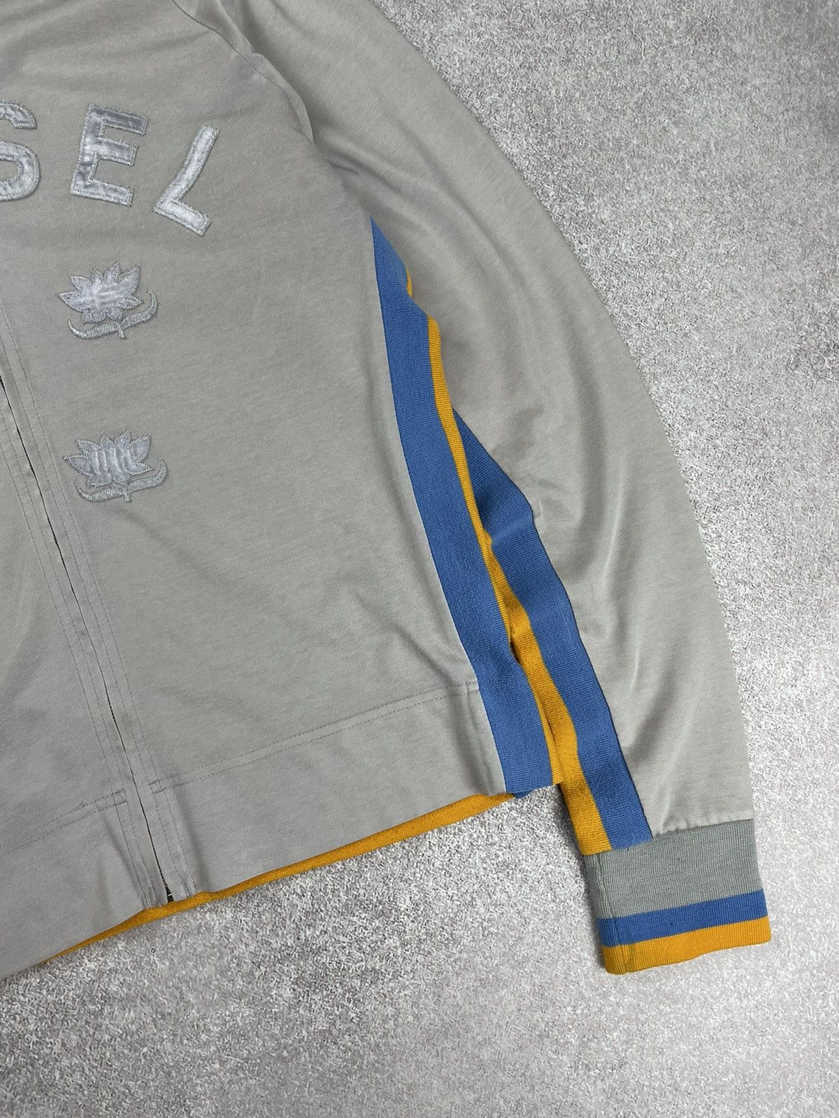 Diesel × Vintage Vintage Diesel Big Logo Track Jacket Slim Size US L / EU 52-54 / 3 - 3 Thumbnail