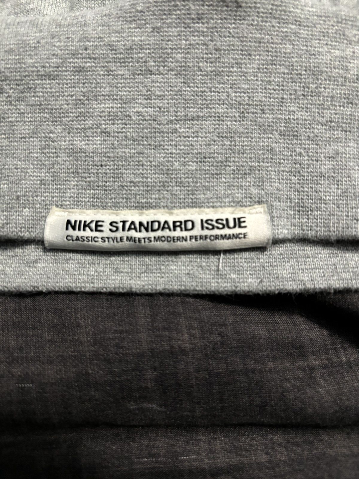 Nike Nike Dri-FIT Standard Issue Hoodie Size US M / EU 48-50 / 2 - 7 Thumbnail