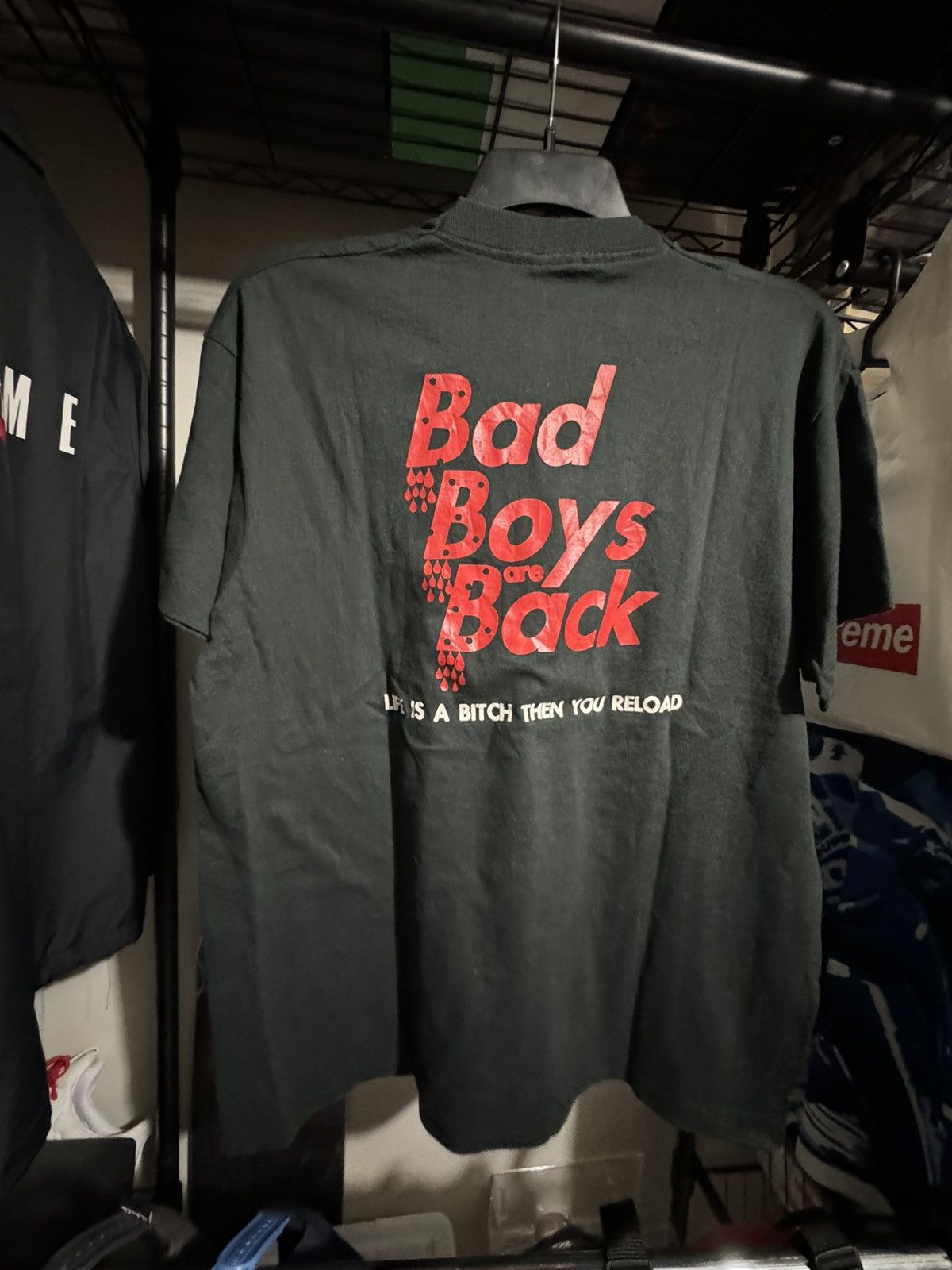 Vintage Vintage Bad Boys Are Back Single Stitch Baggy Fit CL Size US XL / EU 56 / 4 - 7 Thumbnail