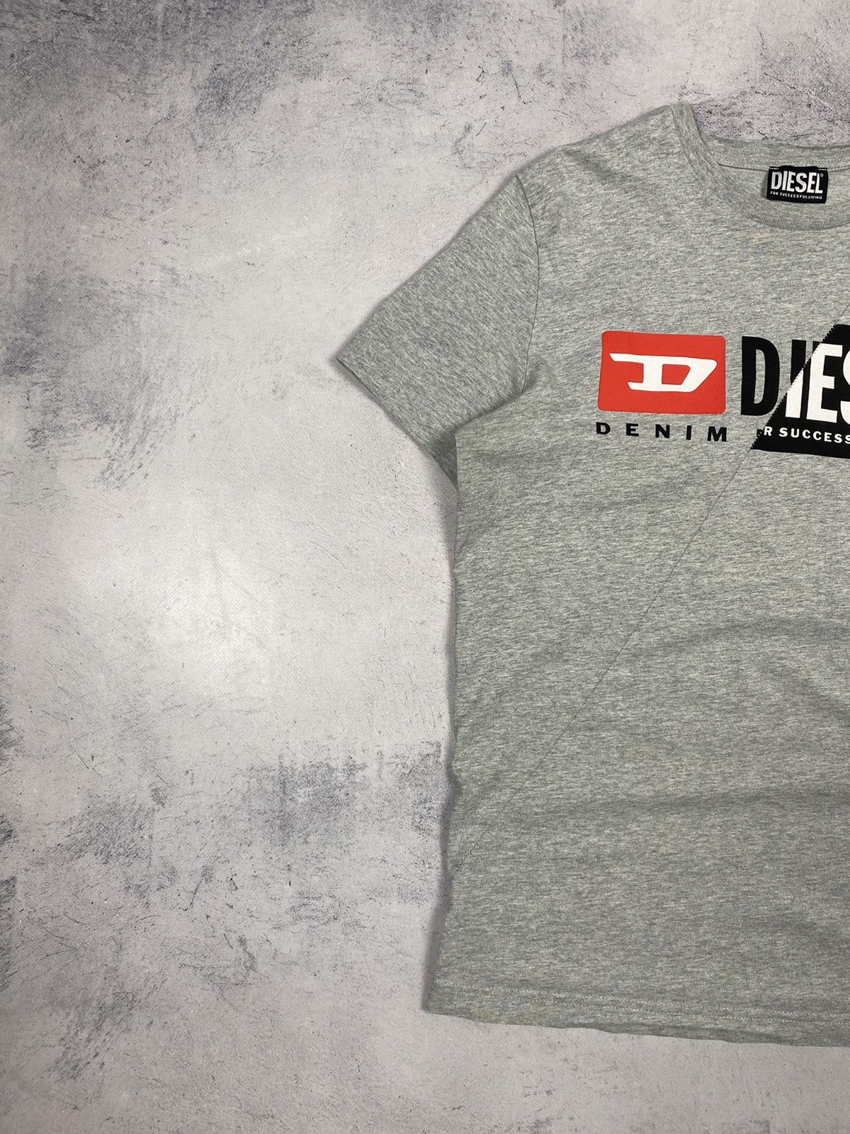 Diesel Diesel Big Logo Avant-garde gray men’s size M Size US M / EU 48-50 / 2 - 3 Thumbnail