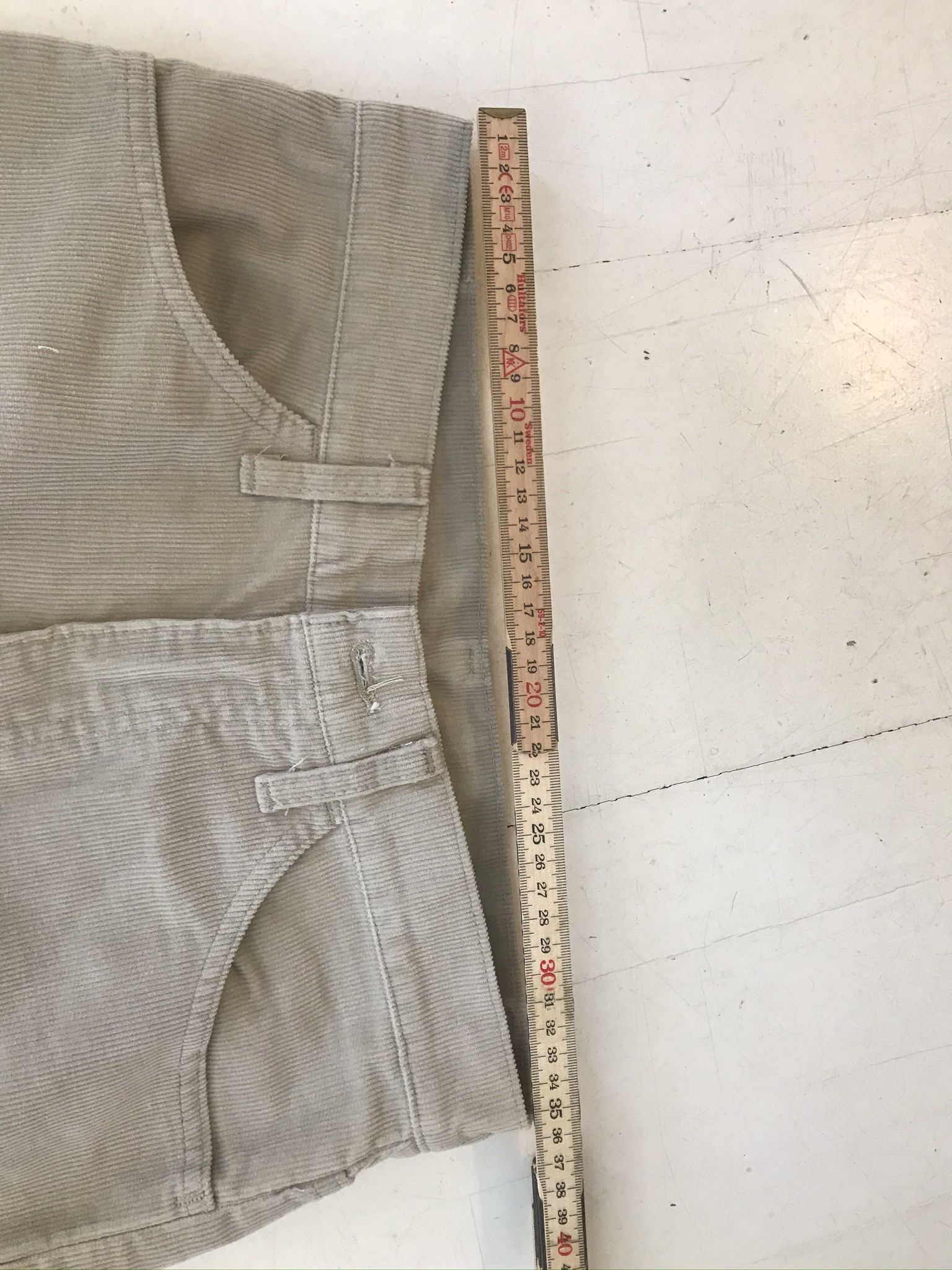 Levi's Levis 519 corduroy pants Size US 30 / EU 46 - 7 Thumbnail