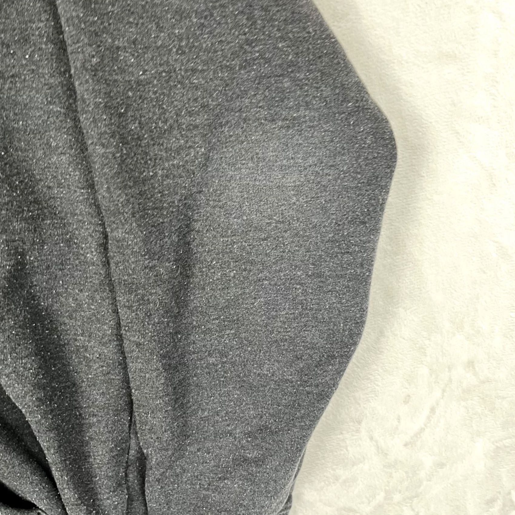 Vintage VINTAGE Santa Cruz Hoodie Sweatshirt Mens Large Gray OG Logo Y2K Double Sided Size US L / EU 52-54 / 3 - 3 Thumbnail