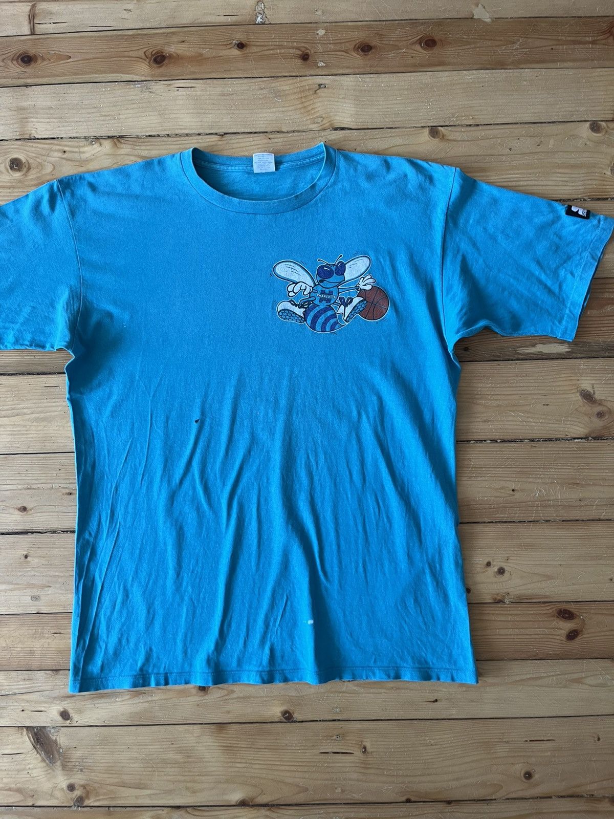 NBA Vintage 90s Charlotte Hornets Starter Tshirt Size US XL / EU 56 / 4 - 2 Thumbnail